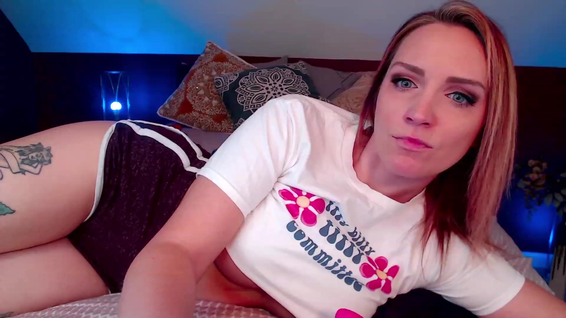 Gallery image thumbnail from Knaughtia's myfreecams stream on, 06/13/2023, 15:42 image 7 of 20