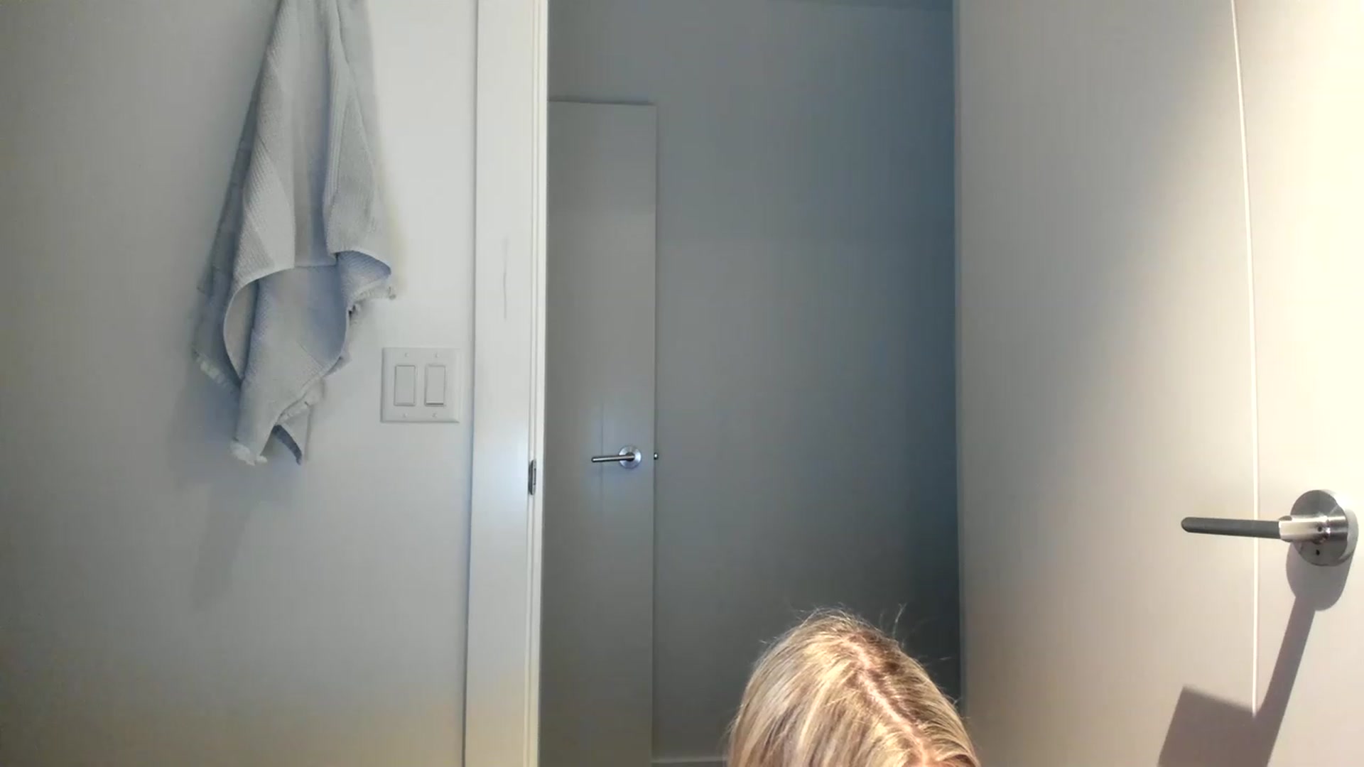 Gallery image thumbnail from KnockinBootss's myfreecams stream on, 05/24/2023, 02:40 image 15 of 20