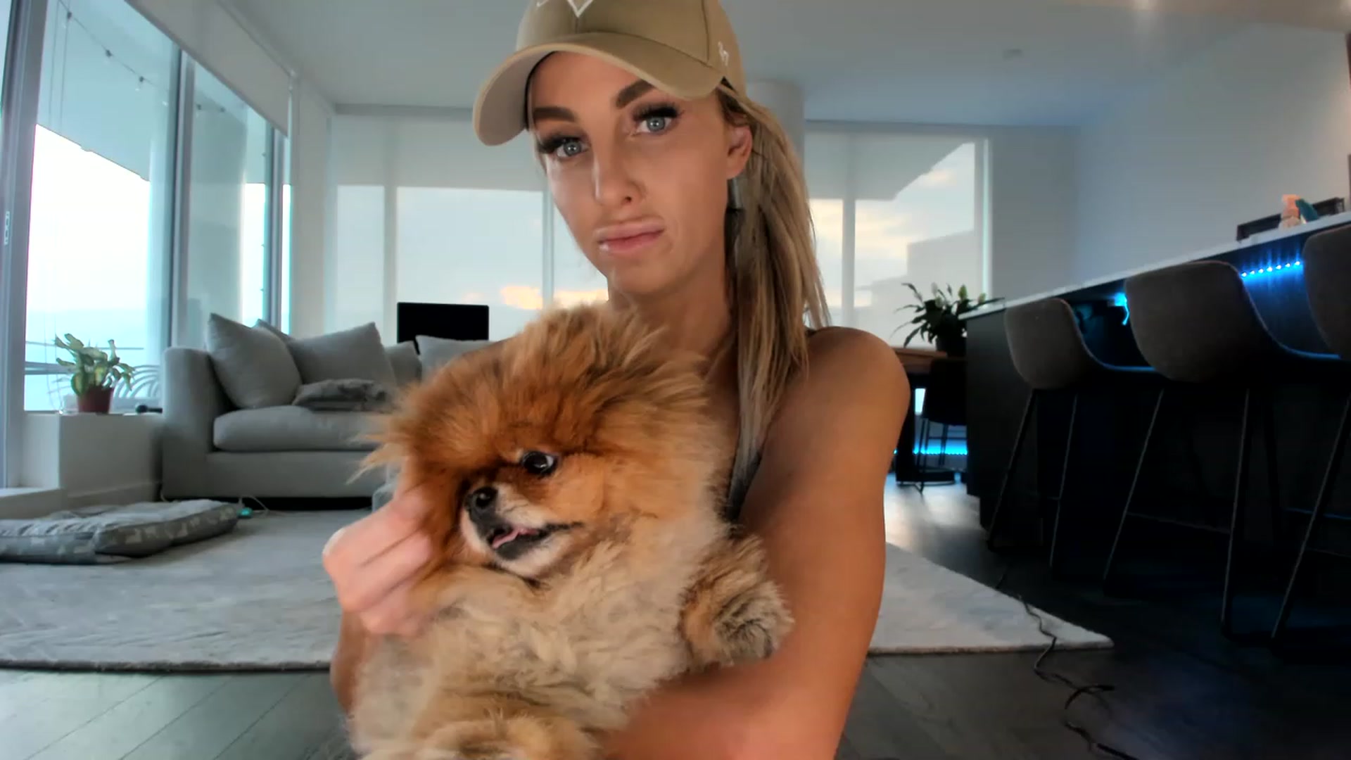 Gallery image thumbnail from KnockinBootss's myfreecams stream on, 06/15/2023, 03:12 image 10 of 20