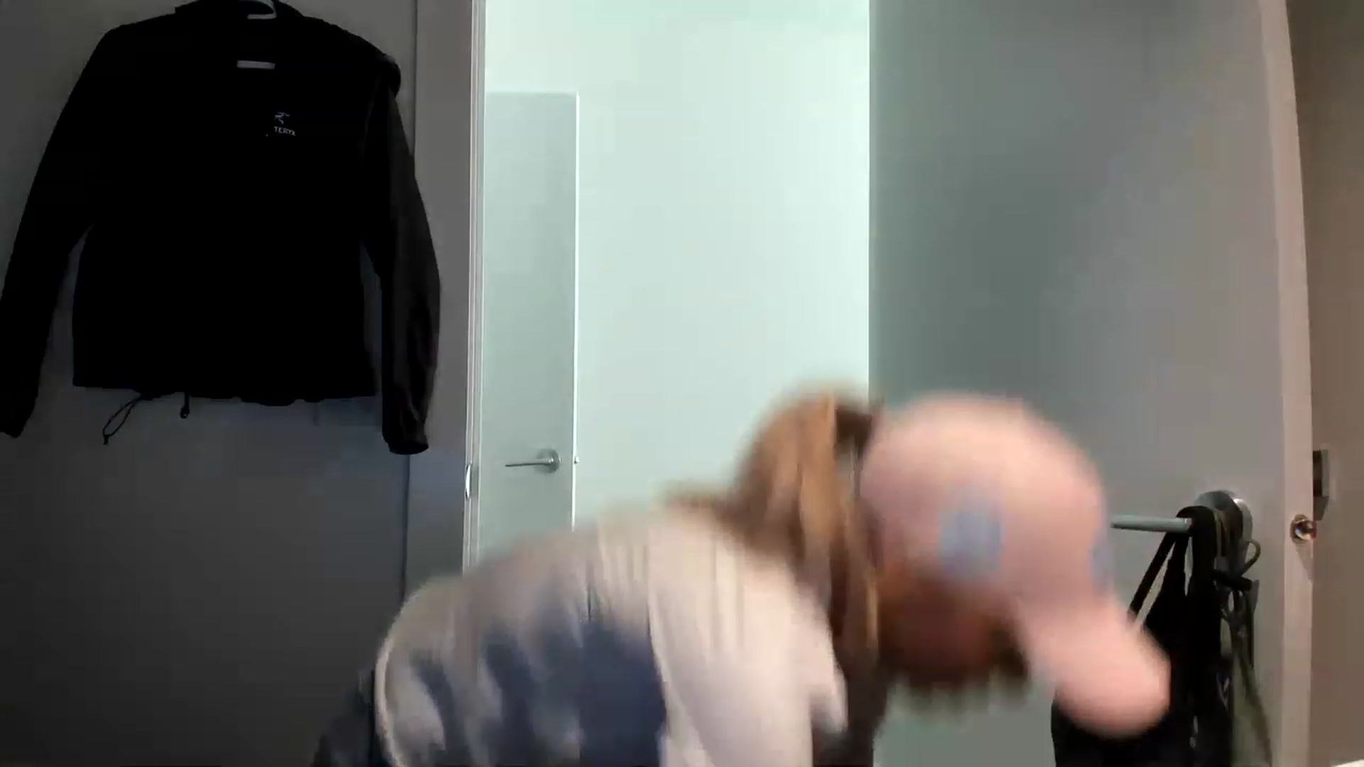 Gallery image thumbnail from KnockinBootss's myfreecams stream on, 06/27/2023, 04:17 image 2 of 20