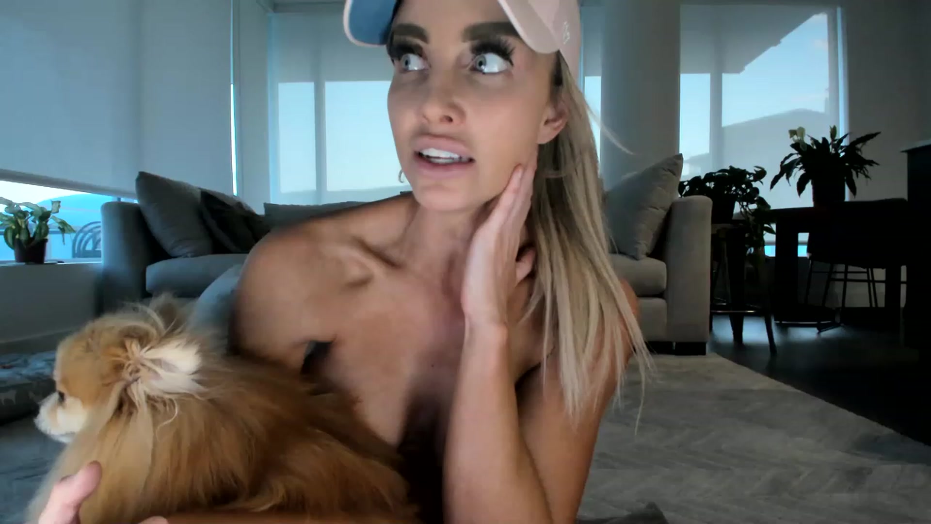Gallery image thumbnail from KnockinBootss's myfreecams stream on, 06/27/2023, 04:17 image 19 of 20