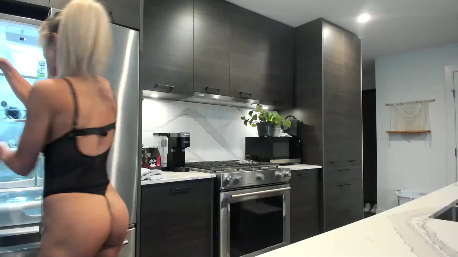 Gallery image thumbnail from KnockinBootss's myfreecams stream on, 07/02/2023, 04:38 image 15 of 20