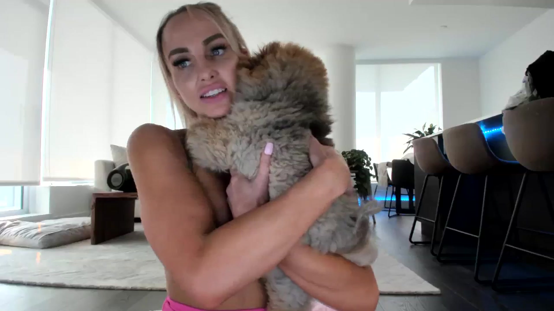 Gallery image thumbnail from KnockinBootss's myfreecams stream on, 08/17/2023, 24:30 image 18 of 20