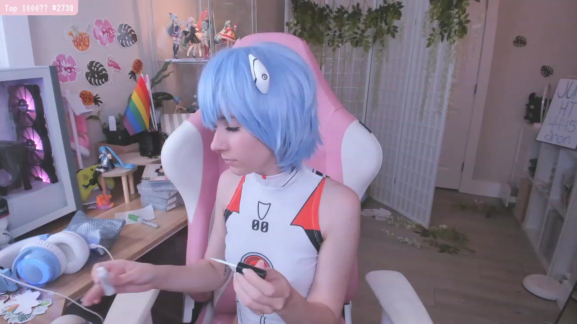 Gallery image thumbnail from KomoBear's myfreecams stream on, 06/18/2023, 03:35 image 8 of 20