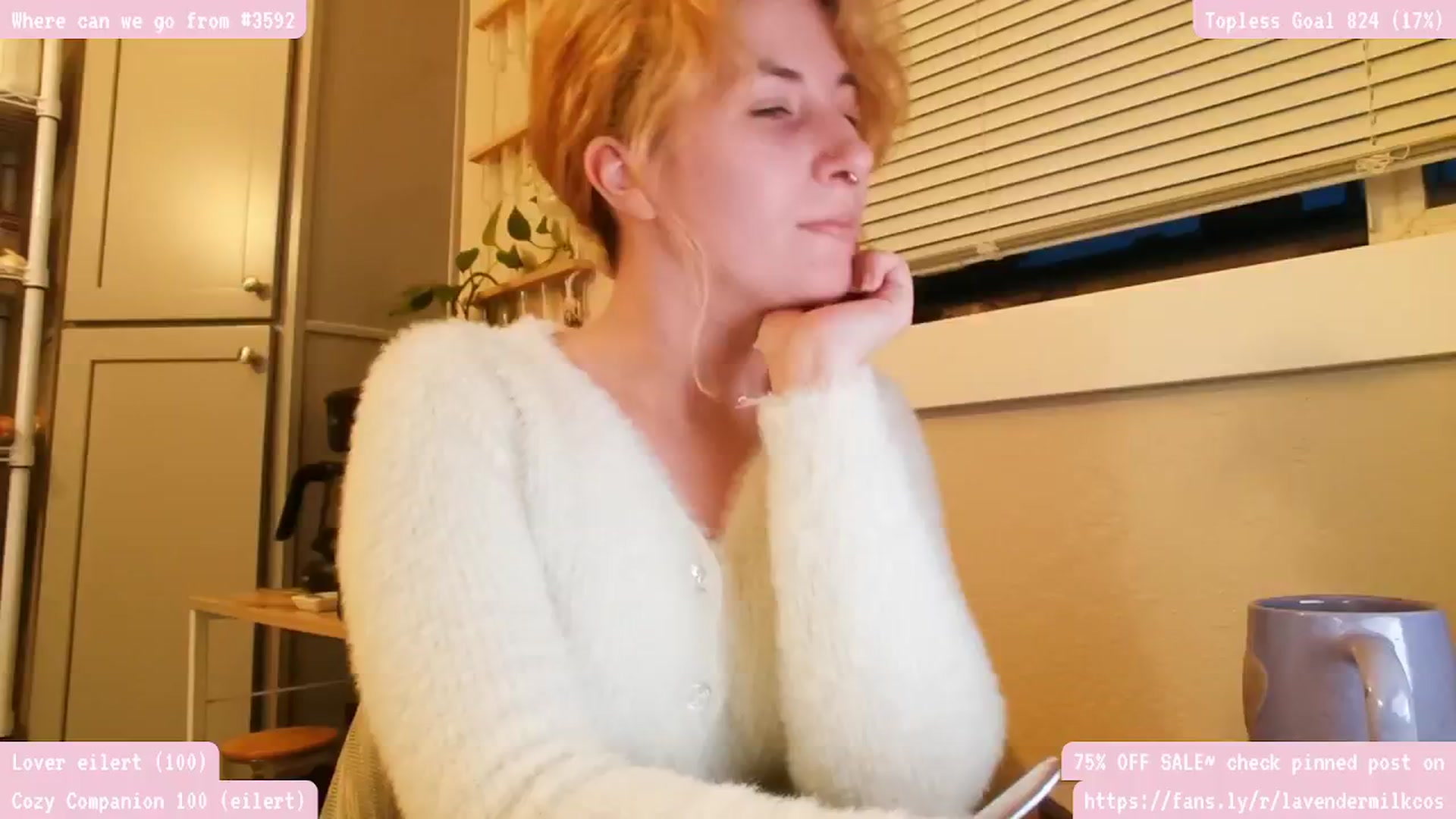 Gallery image thumbnail from KomoBear's myfreecams stream on, 12/01/2024, 01:59 image 5 of 20