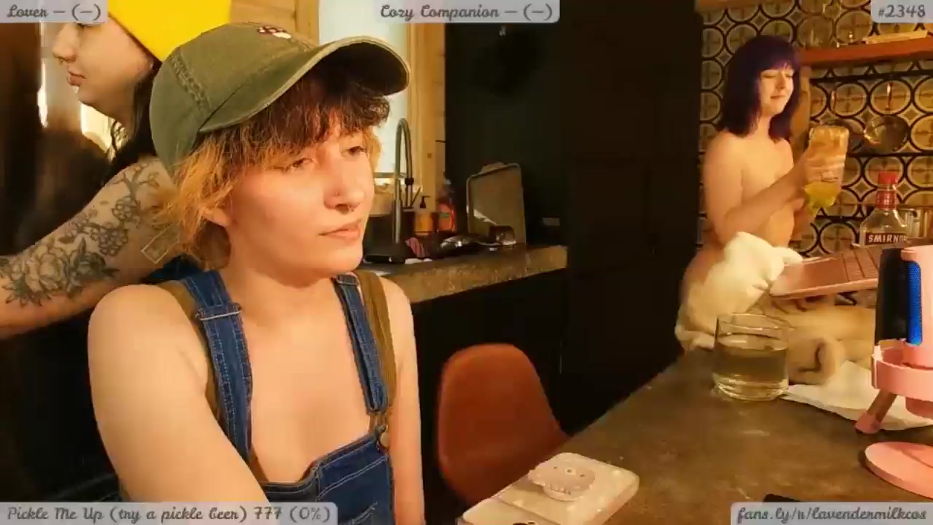 Gallery image thumbnail from KomoBear's myfreecams stream on, 05/07/2025, 02:01 image 4 of 20