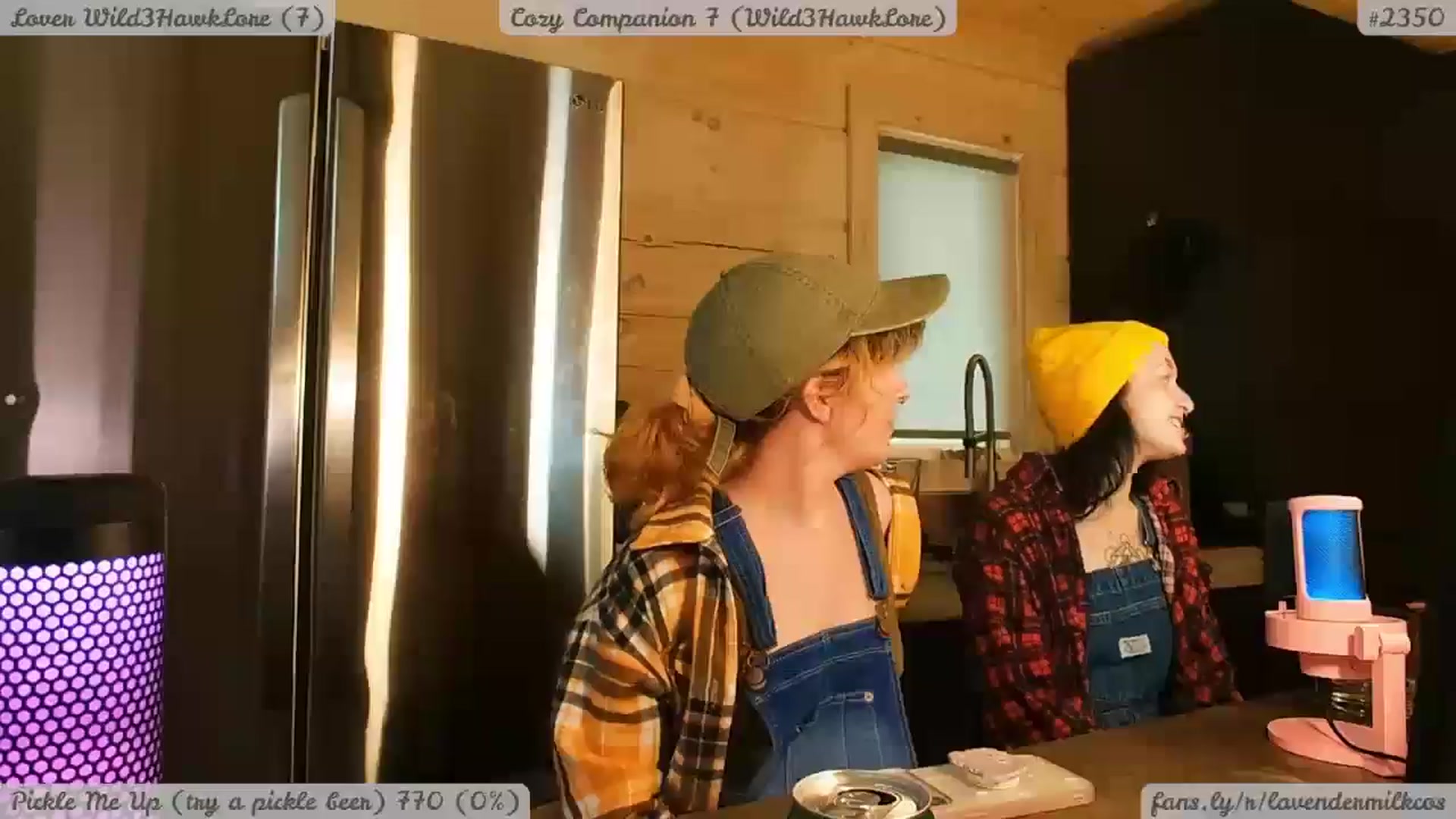 Gallery image thumbnail from KomoBear's myfreecams stream on, 05/07/2025, 02:01 image 17 of 20