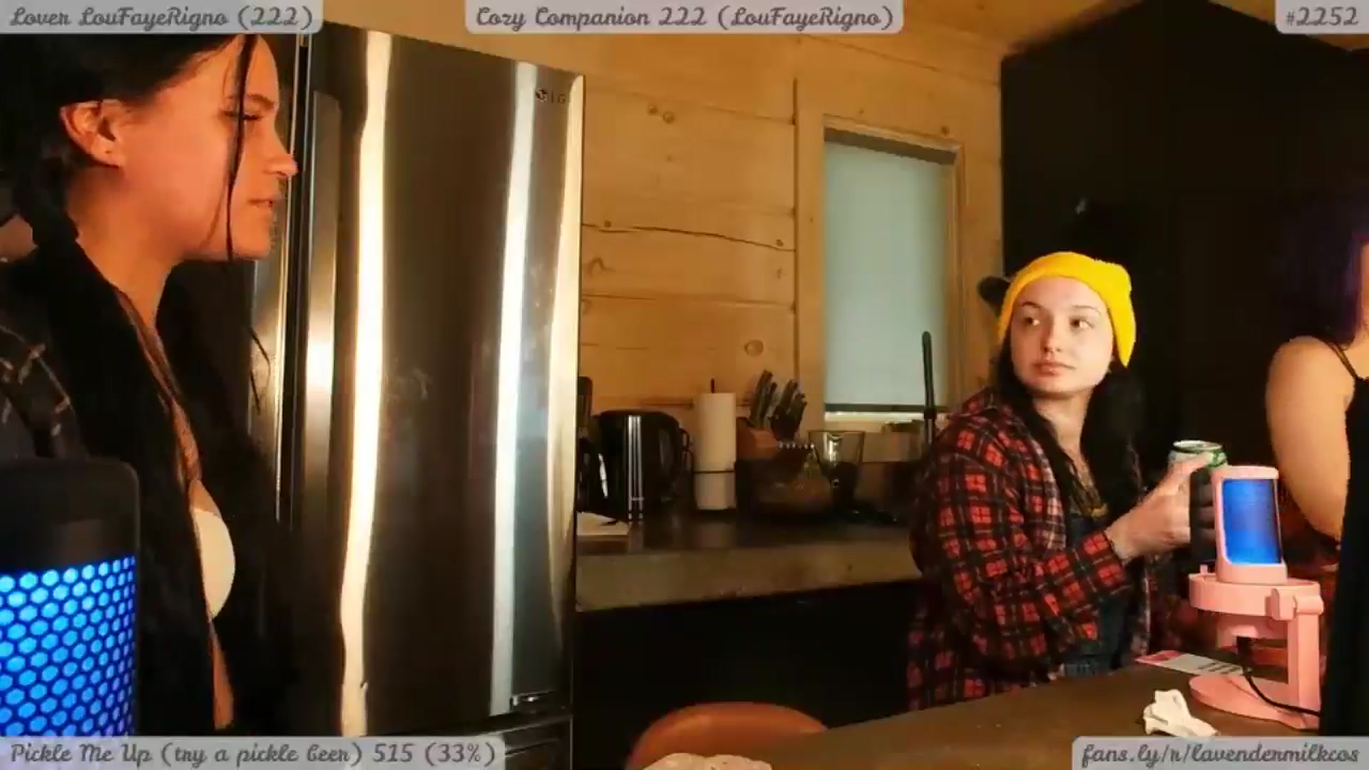 Gallery image thumbnail from KomoBear's myfreecams stream on, 05/07/2025, 04:39 image 5 of 20