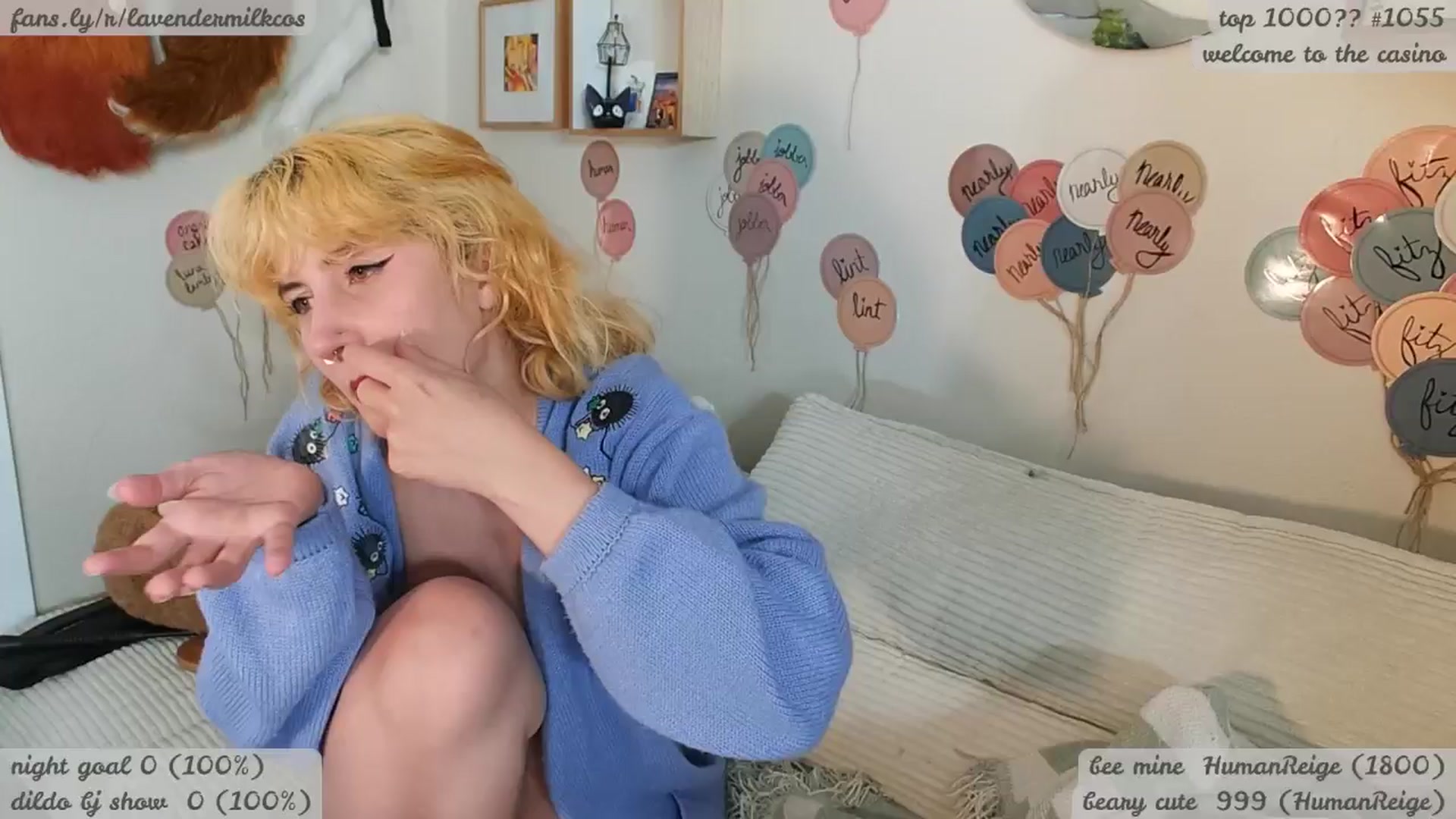 Gallery image thumbnail from KomoBear's myfreecams stream on, 11/16/2025, 08:47 image 19 of 20
