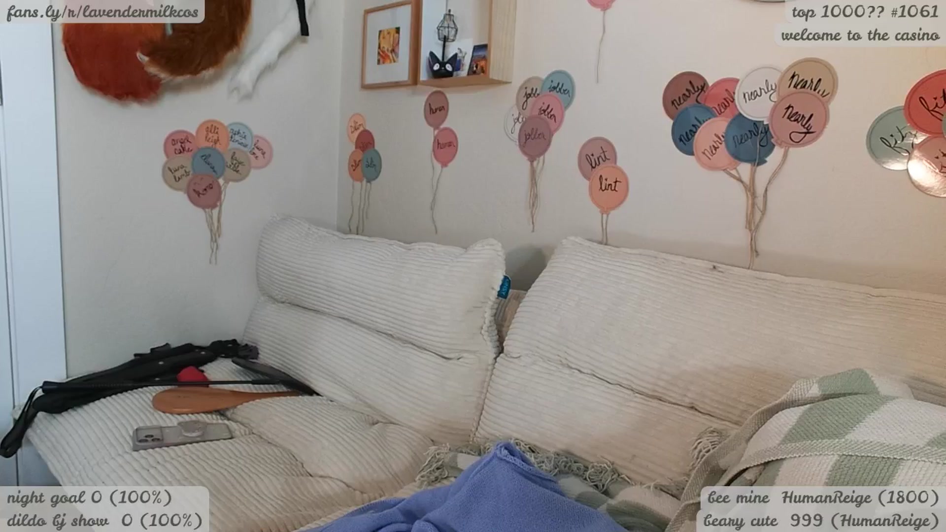 Gallery image thumbnail from KomoBear's myfreecams stream on, 11/16/2025, 08:47 image 10 of 20