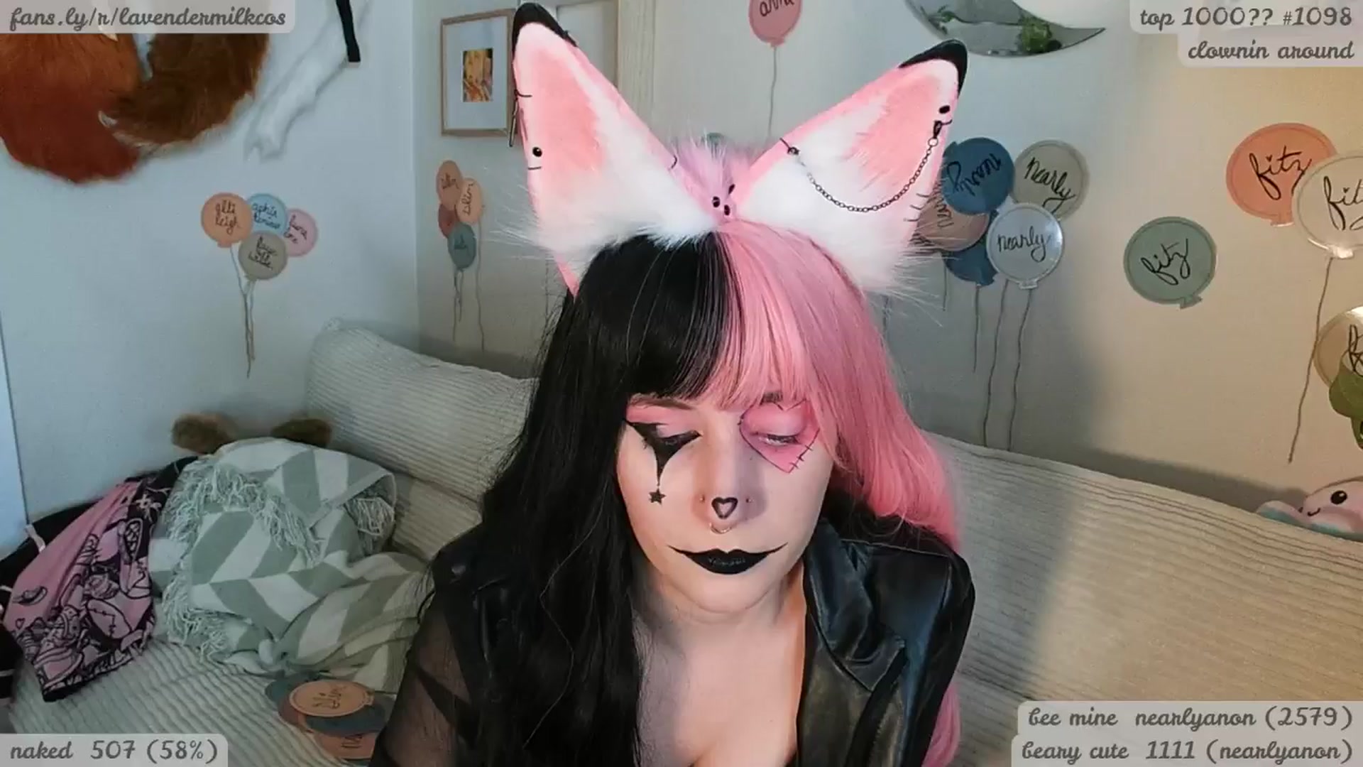 Gallery image thumbnail from KomoBear's myfreecams stream on, 11/30/2025, 08:49 image 12 of 20