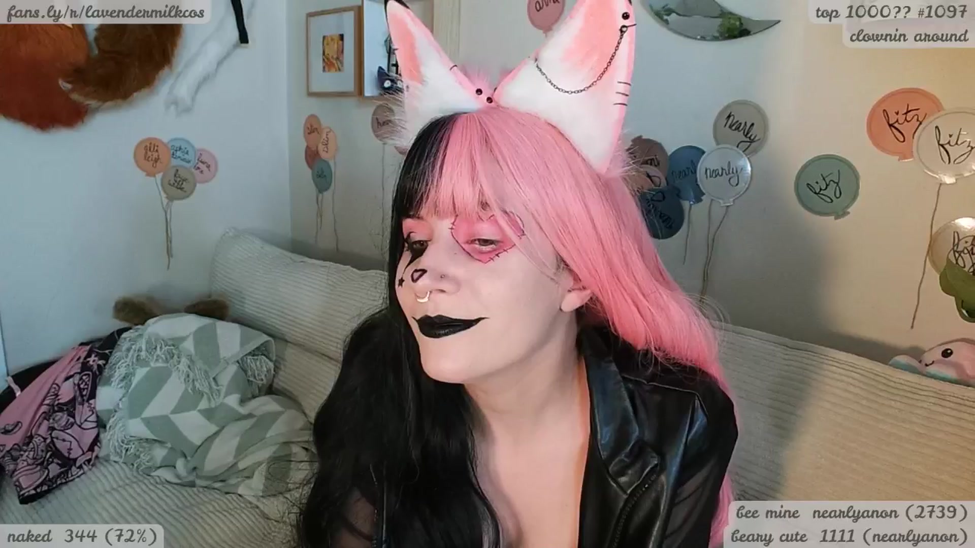Gallery image thumbnail from KomoBear's myfreecams stream on, 11/30/2025, 08:49 image 17 of 20