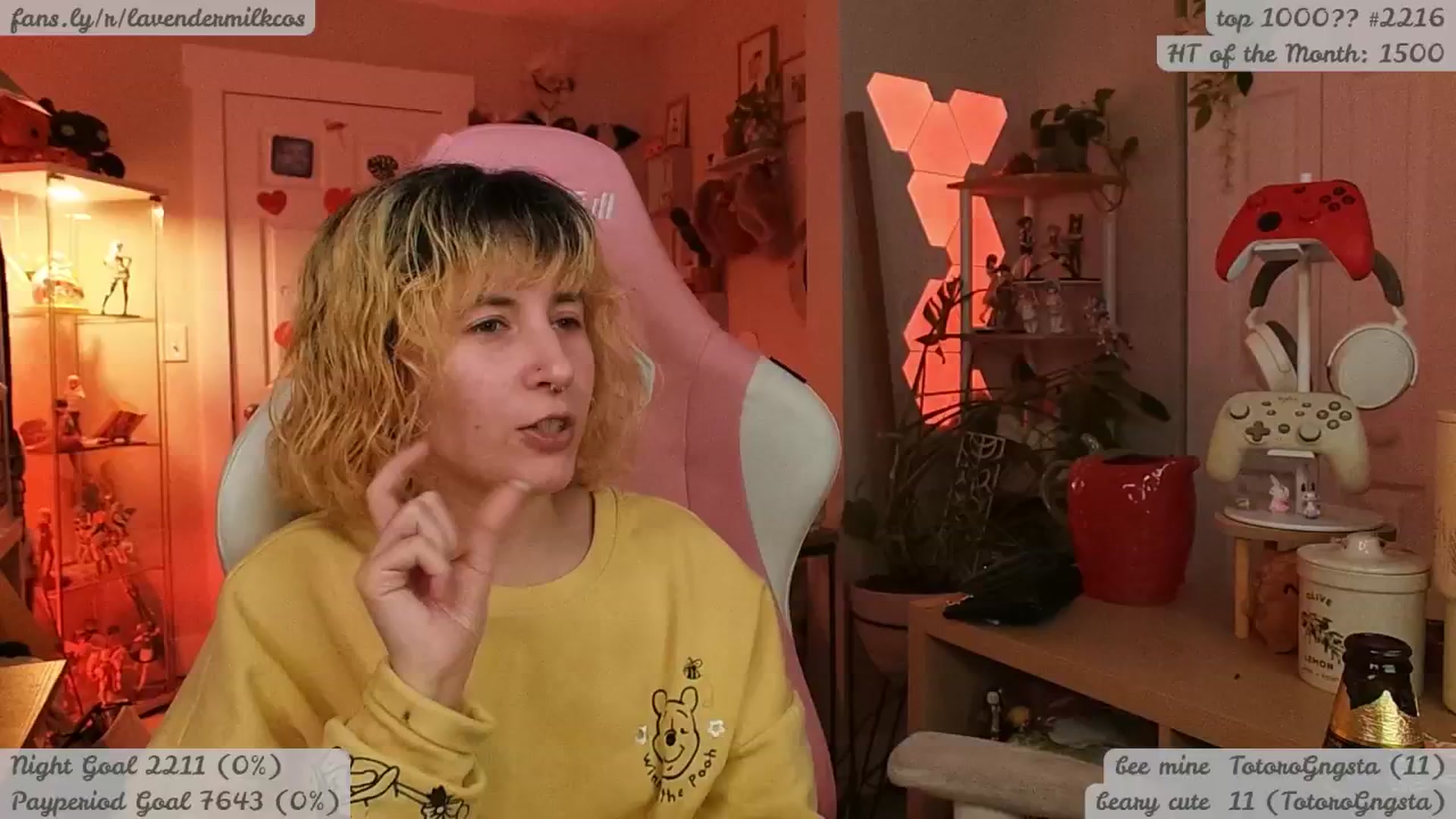 Gallery image thumbnail from KomoBear's myfreecams stream on, 03/11/2026, 04:00 image 13 of 20