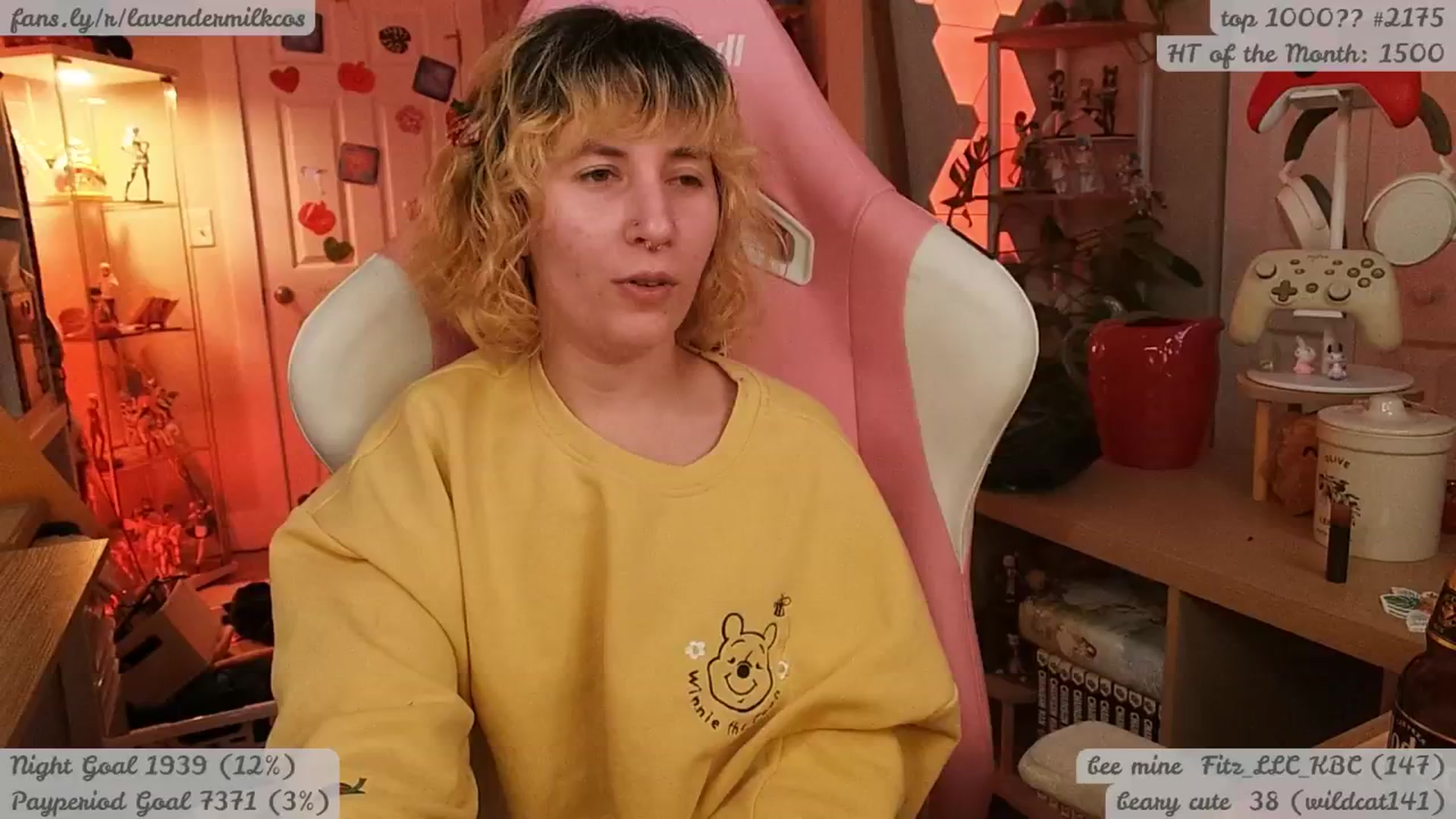 Gallery image thumbnail from KomoBear's myfreecams stream on, 03/11/2026, 06:05 image 8 of 20