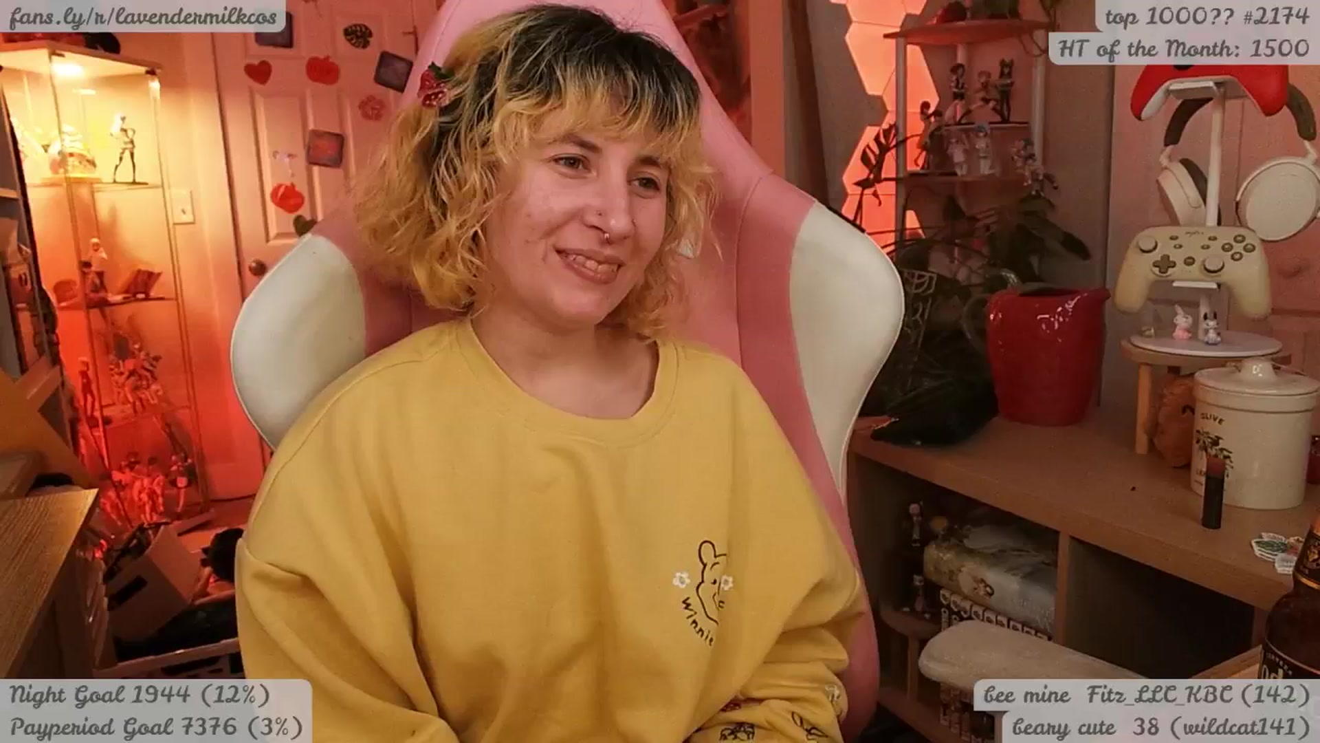 Gallery image thumbnail from KomoBear's myfreecams stream on, 03/11/2026, 06:05 image 4 of 20