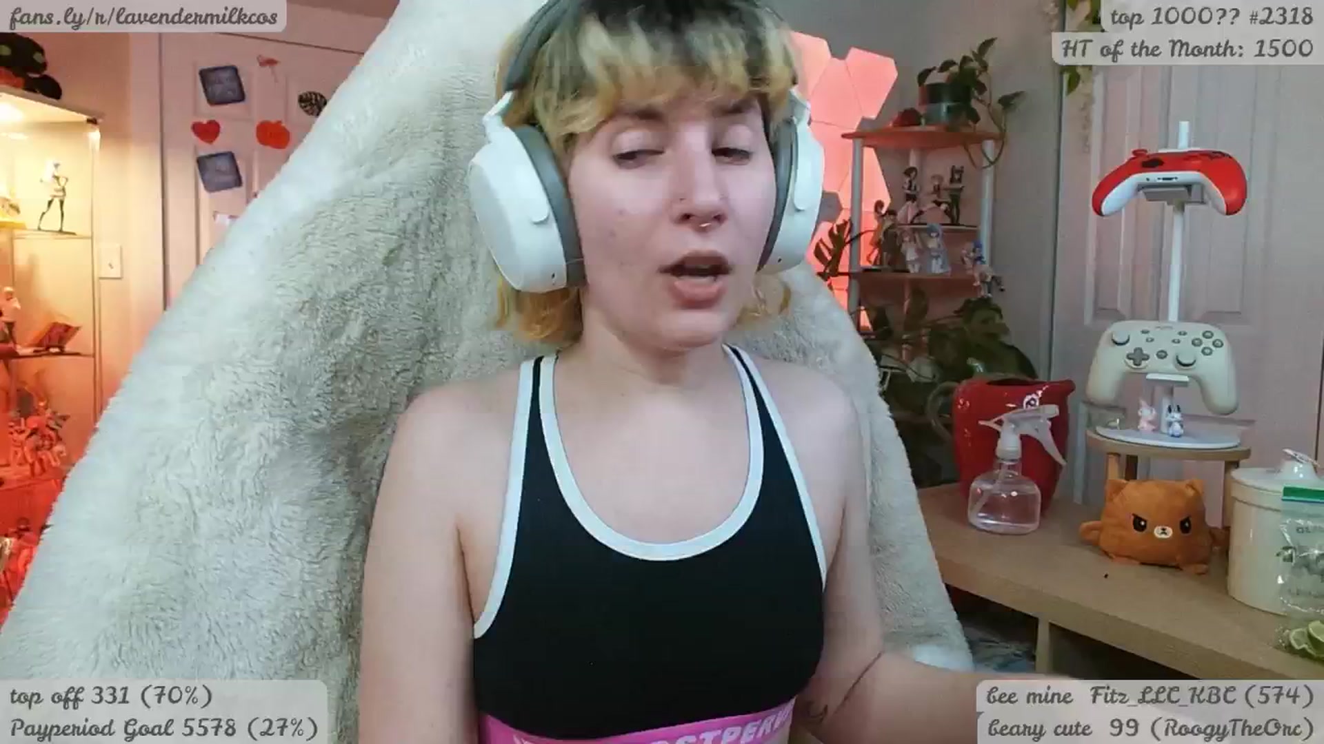 Gallery image thumbnail from KomoBear's myfreecams stream on, 03/14/2026, 08:26 image 11 of 20