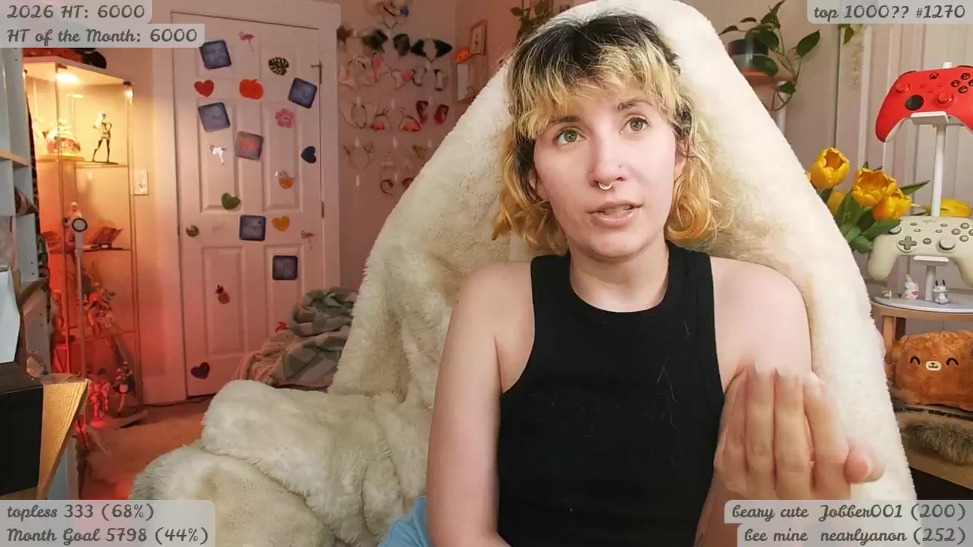 Gallery image thumbnail from KomoBear's myfreecams stream on, 03/24/2026, 04:03 image 14 of 20