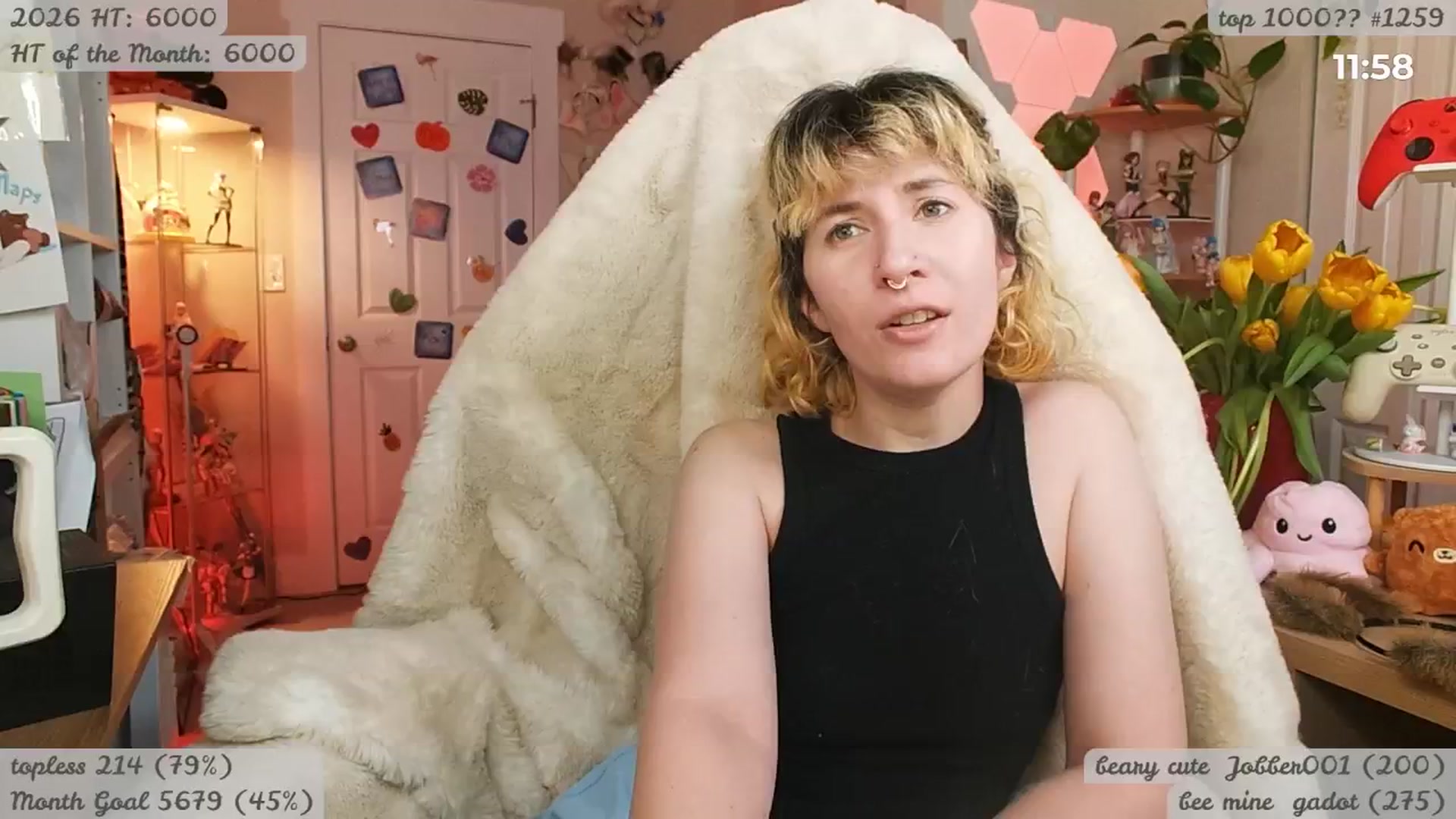 Gallery image thumbnail from KomoBear's myfreecams stream on, 03/24/2026, 04:03 image 19 of 20