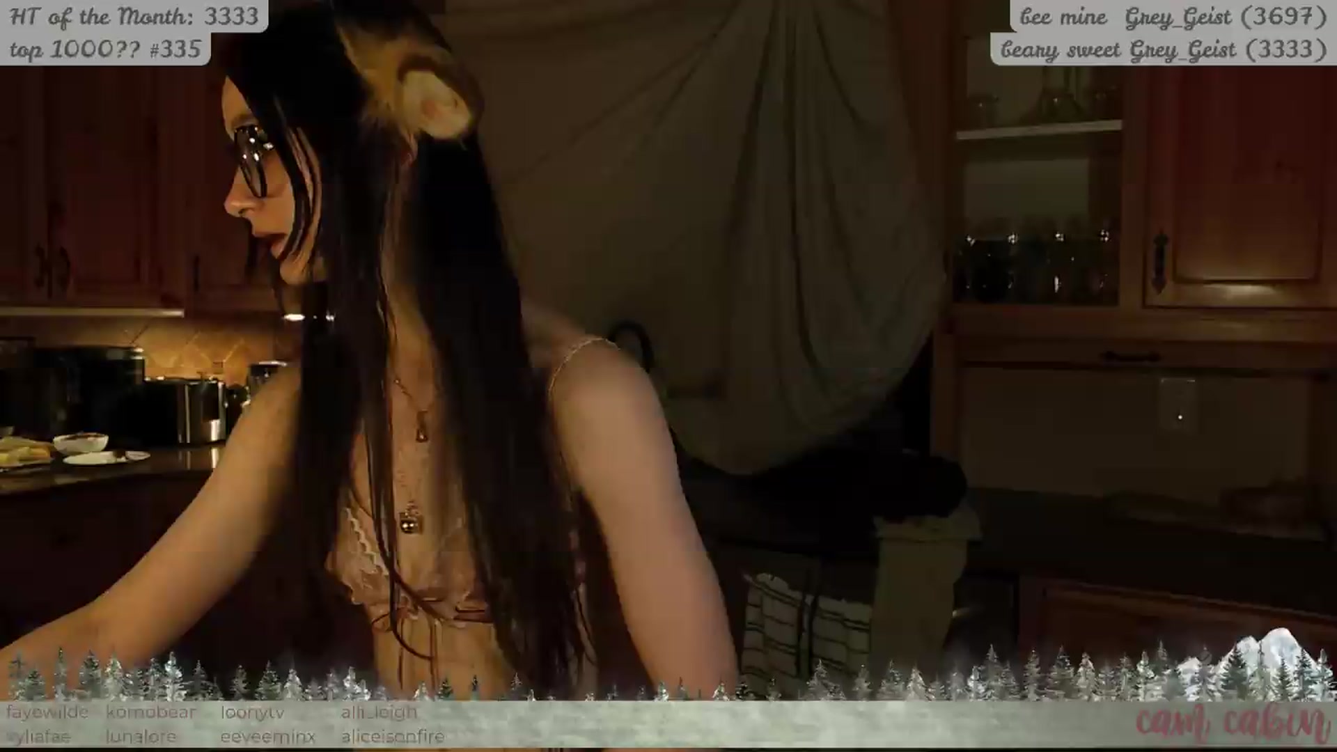 Gallery image thumbnail from KomoBear's myfreecams stream on, 05/04/2026, 06:38 image 1 of 20