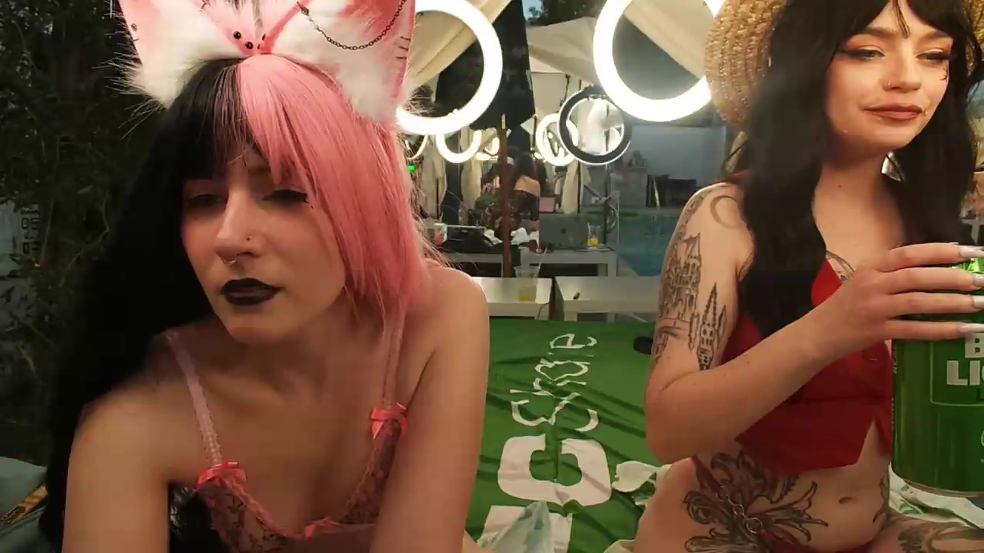 Gallery image thumbnail from KomoBear's myfreecams stream on, 05/20/2026, 02:45 image 20 of 20