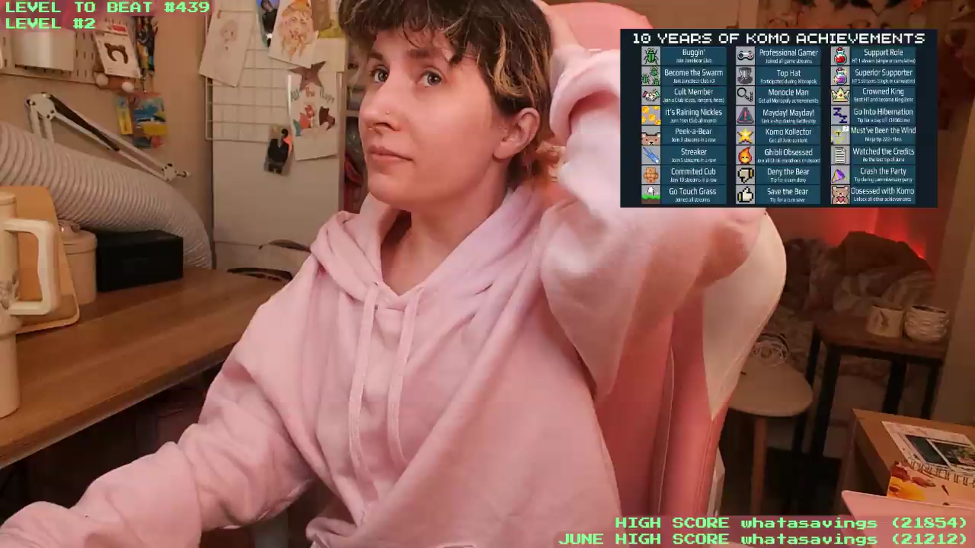 Gallery image thumbnail from KomoBear's myfreecams stream on, 06/01/2026, 08:05 image 13 of 20