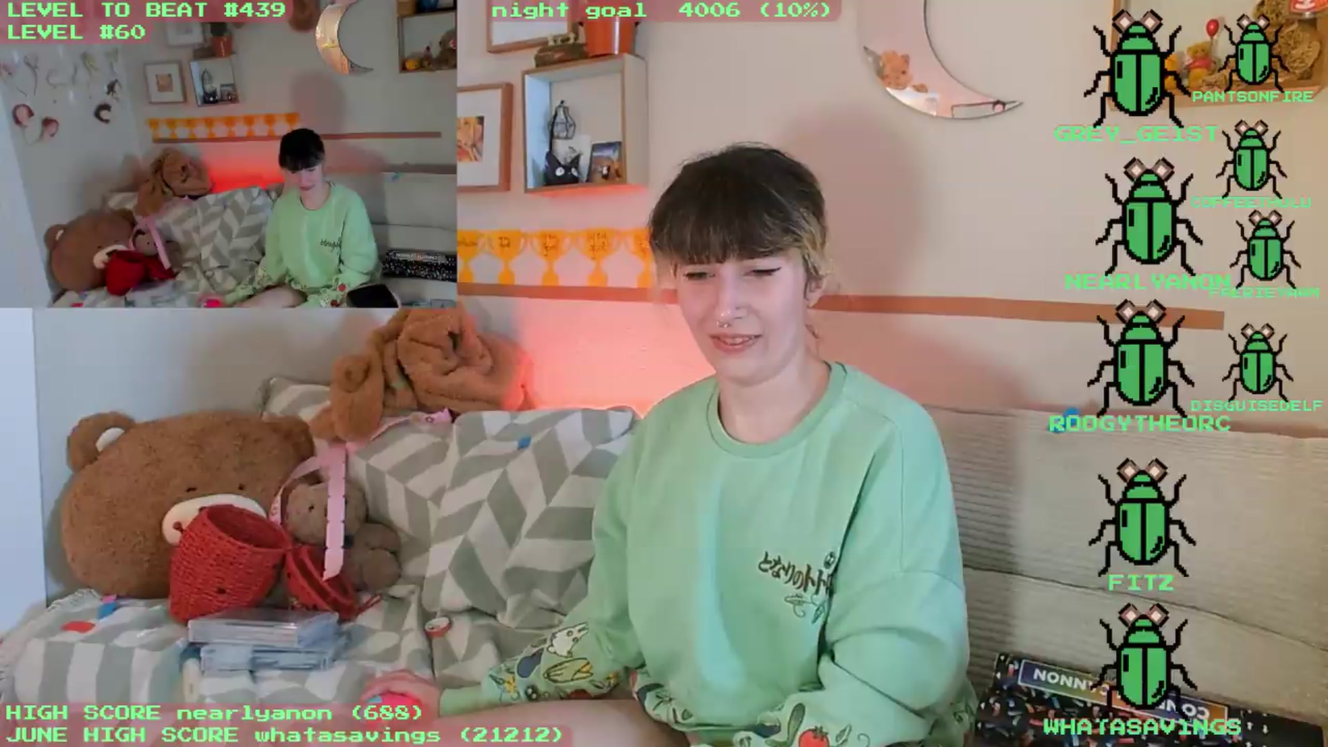 Gallery image thumbnail from KomoBear's myfreecams stream on, 06/10/2026, 06:57 image 9 of 20