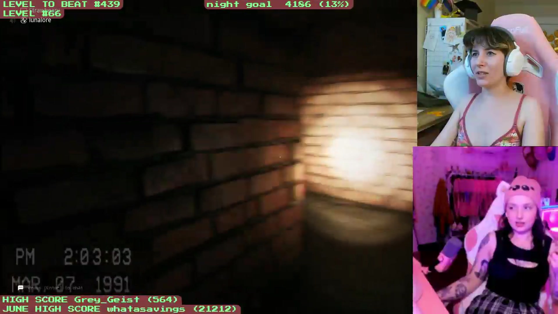Gallery image thumbnail from KomoBear's myfreecams stream on, 06/11/2026, 05:53 image 10 of 20