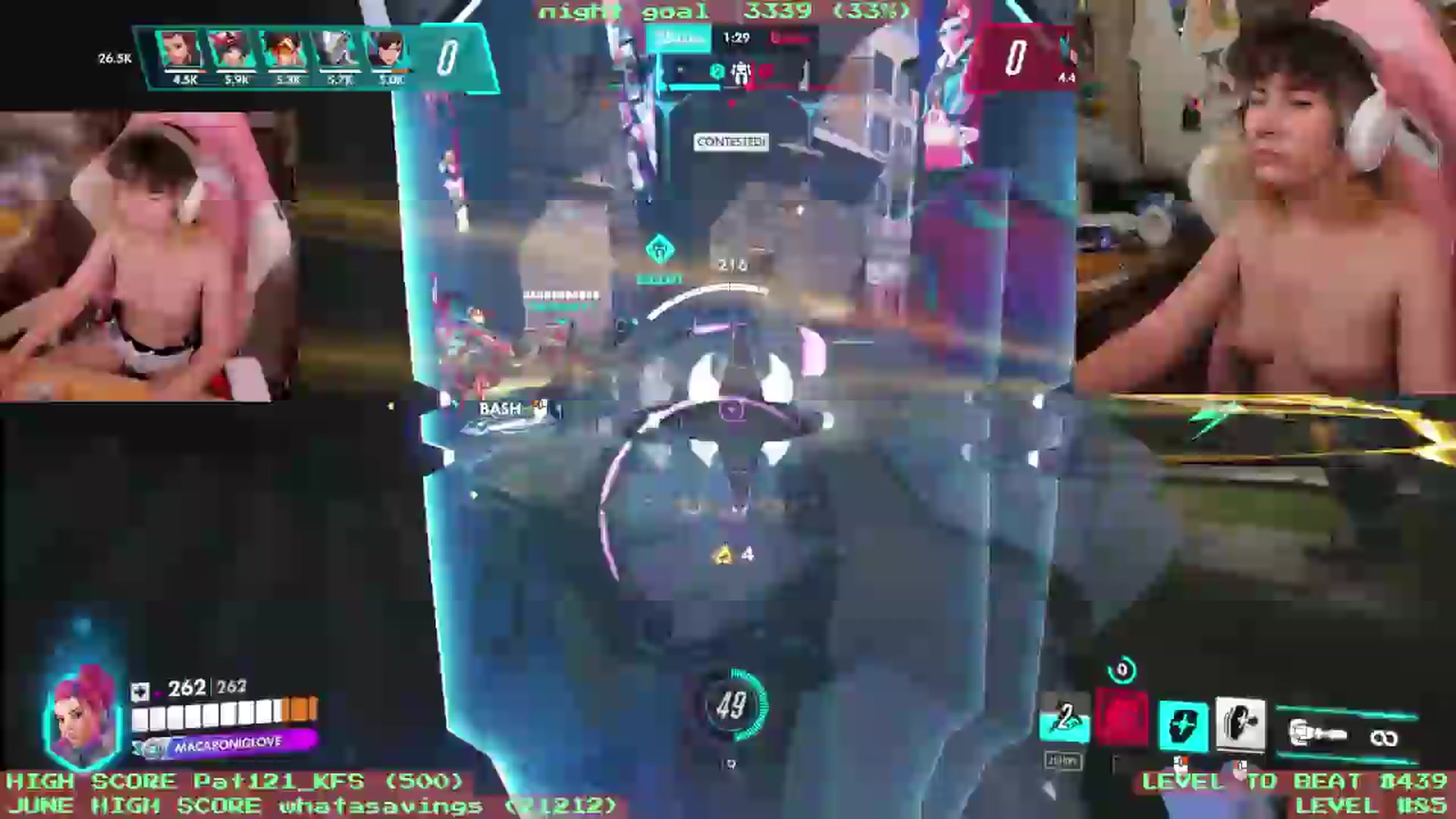 Gallery image thumbnail from KomoBear's myfreecams stream on, 06/13/2026, 07:08 image 11 of 20
