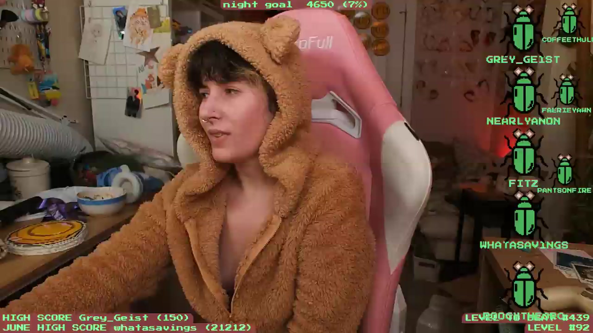 Gallery image thumbnail from KomoBear's myfreecams stream on, 06/14/2026, 05:37 image 4 of 20
