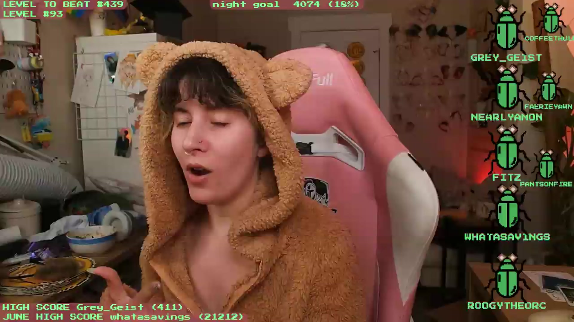 Gallery image thumbnail from KomoBear's myfreecams stream on, 06/14/2026, 05:37 image 14 of 20