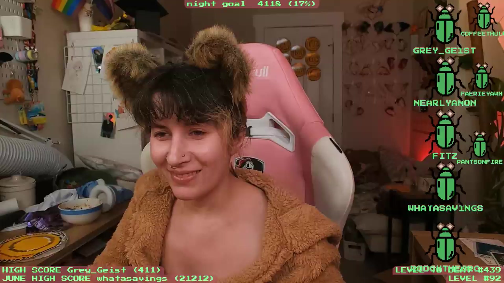 Gallery image thumbnail from KomoBear's myfreecams stream on, 06/14/2026, 05:37 image 11 of 20