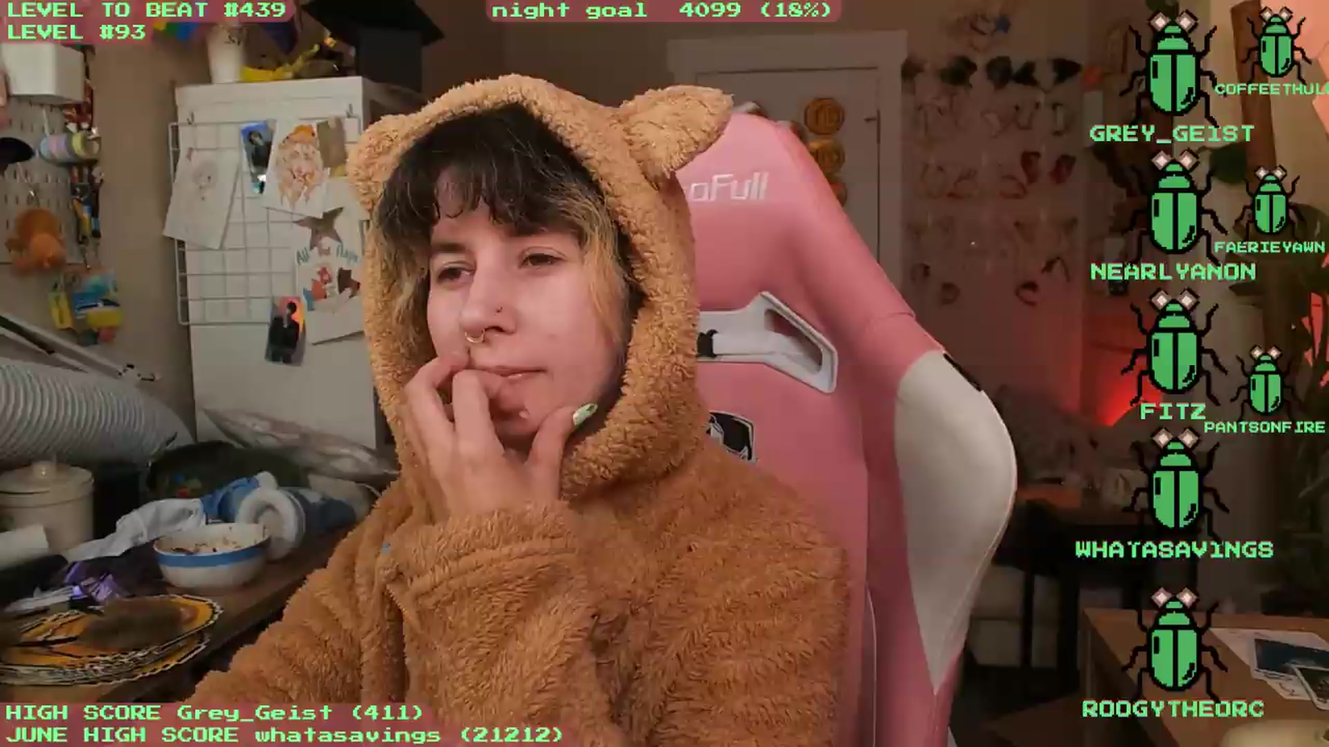 Gallery image thumbnail from KomoBear's myfreecams stream on, 06/14/2026, 05:37 image 13 of 20