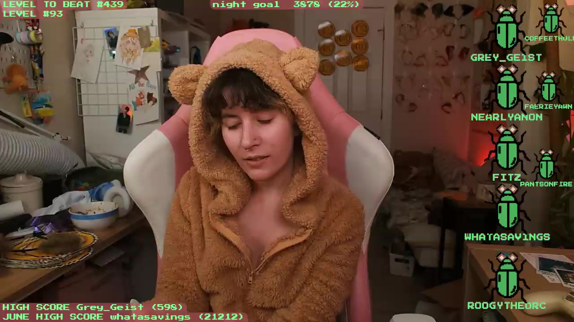 Gallery image thumbnail from KomoBear's myfreecams stream on, 06/14/2026, 05:37 image 16 of 20