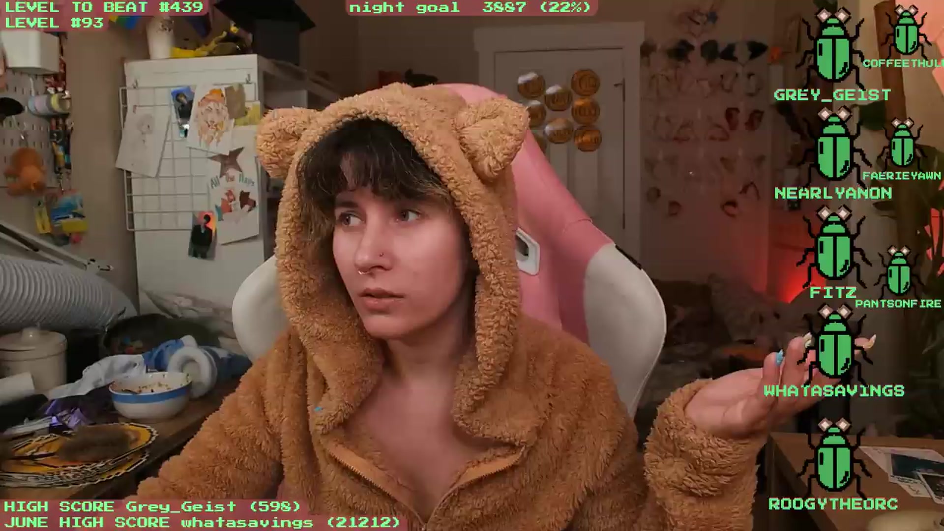Gallery image thumbnail from KomoBear's myfreecams stream on, 06/14/2026, 05:37 image 15 of 20