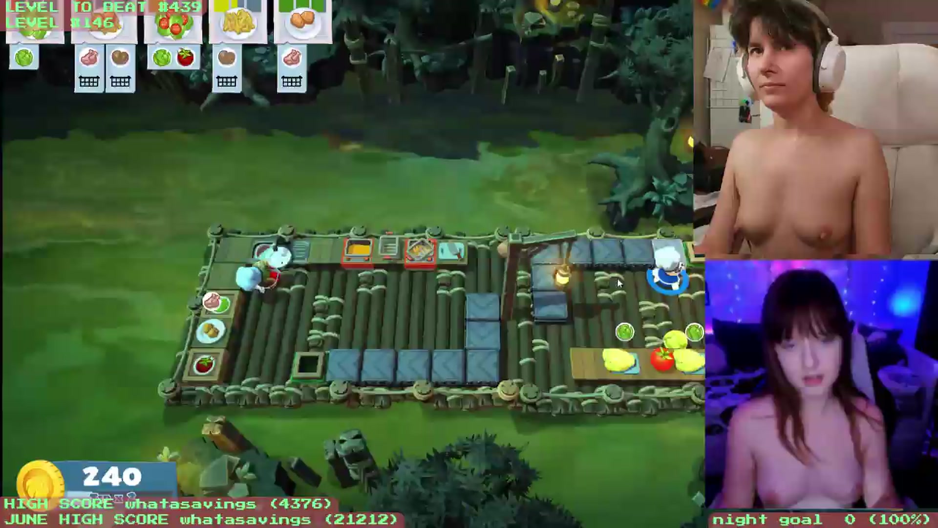 Gallery image thumbnail from KomoBear's myfreecams stream on, 06/25/2026, 05:23 image 17 of 20
