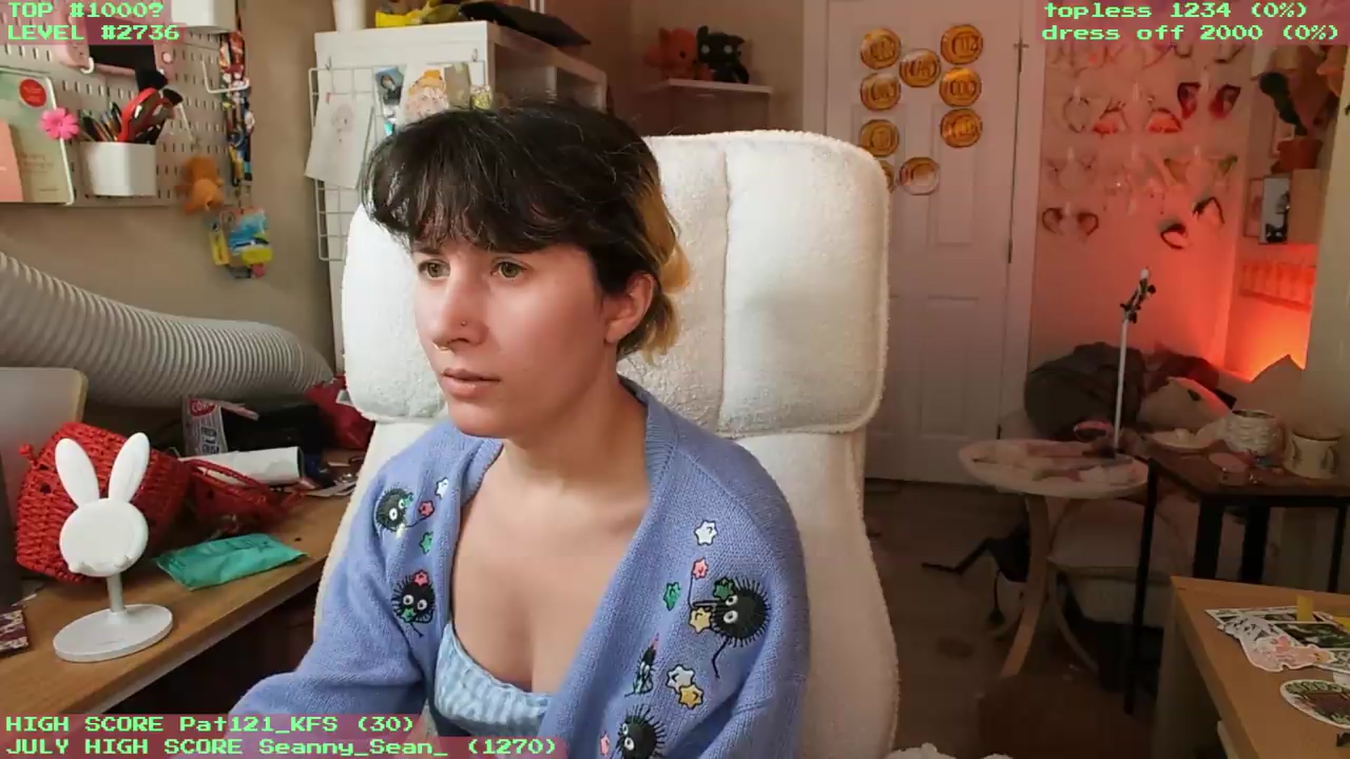 Gallery image thumbnail from KomoBear's myfreecams stream on, 07/11/2026, 04:51 image 8 of 20