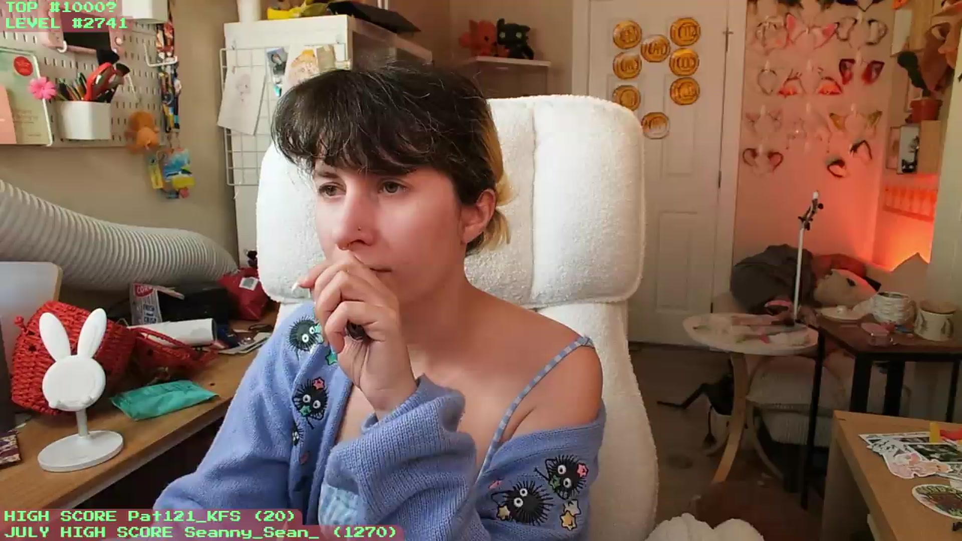 Gallery image thumbnail from KomoBear's myfreecams stream on, 07/11/2026, 04:51 image 3 of 20