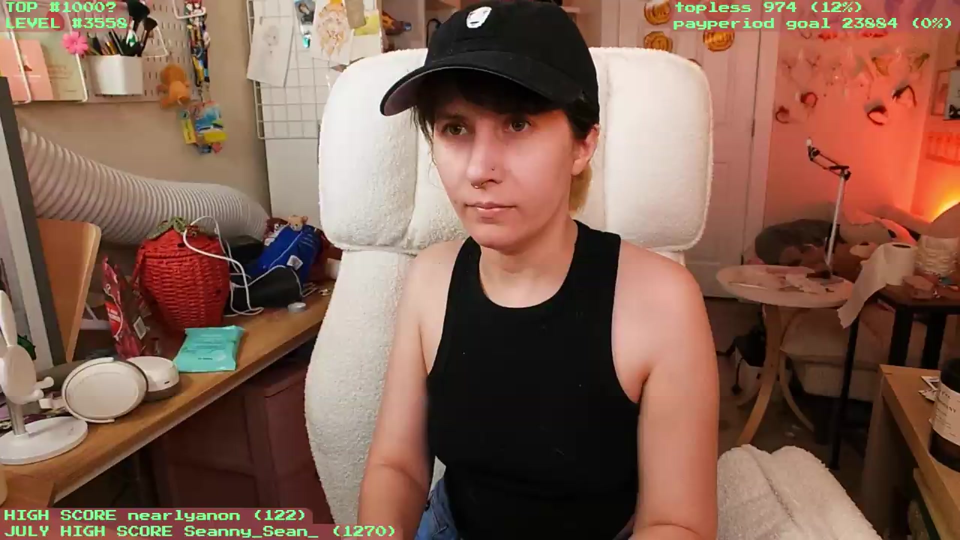 Gallery image thumbnail from KomoBear's myfreecams stream on, 07/17/2026, 05:58 image 11 of 20