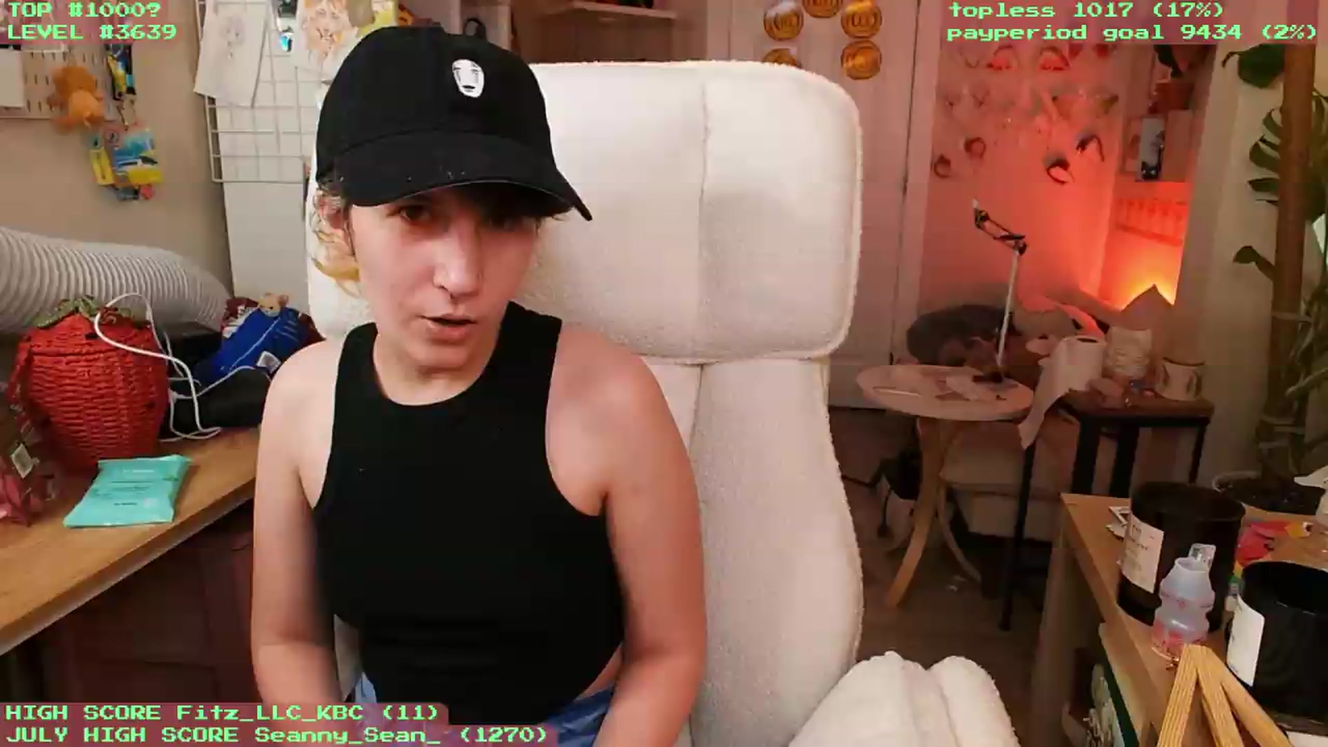 Gallery image thumbnail from KomoBear's myfreecams stream on, 07/17/2026, 05:58 image 1 of 20