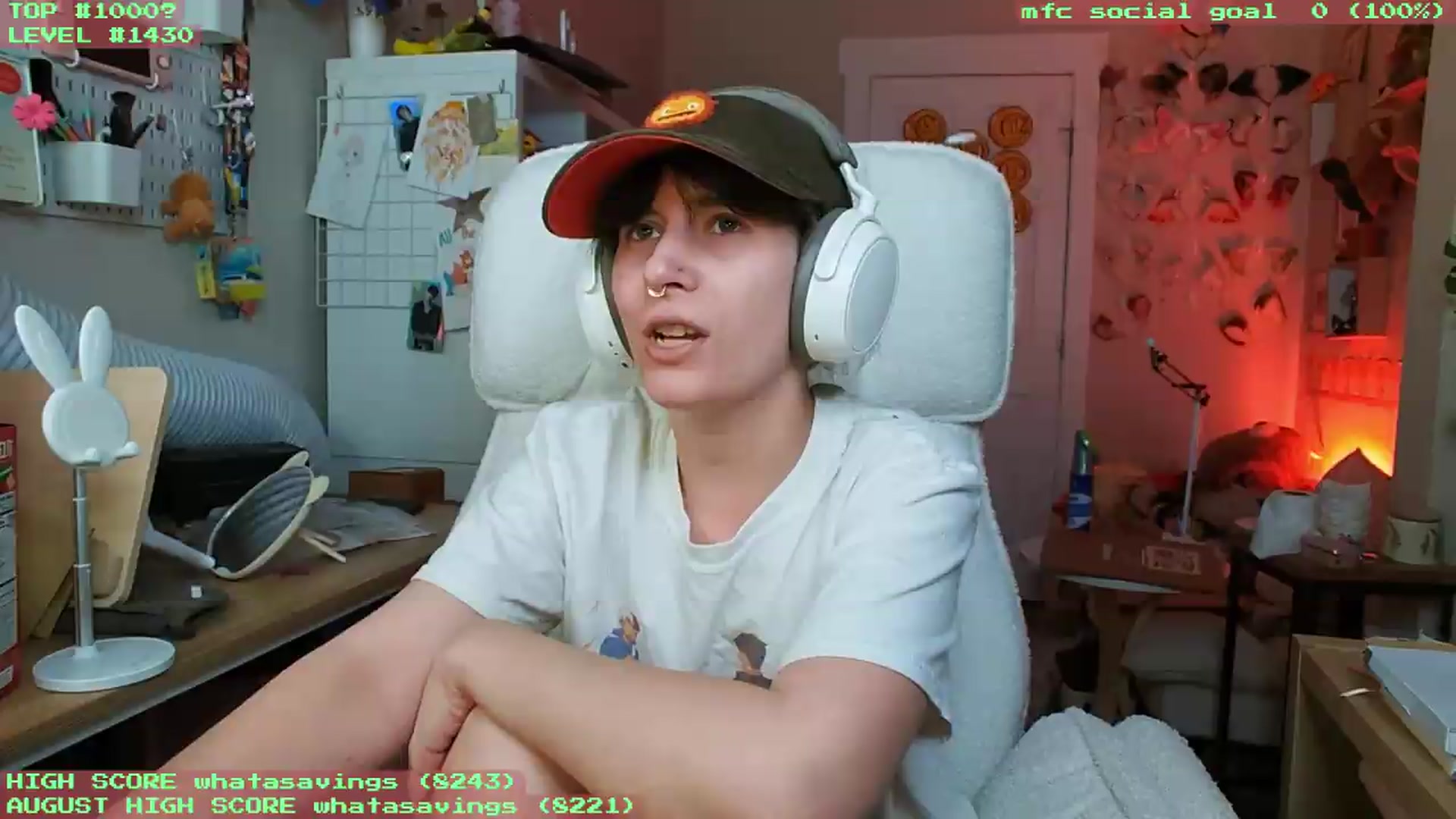 Gallery image thumbnail from KomoBear's myfreecams stream on, 08/10/2026, 06:02 image 18 of 20