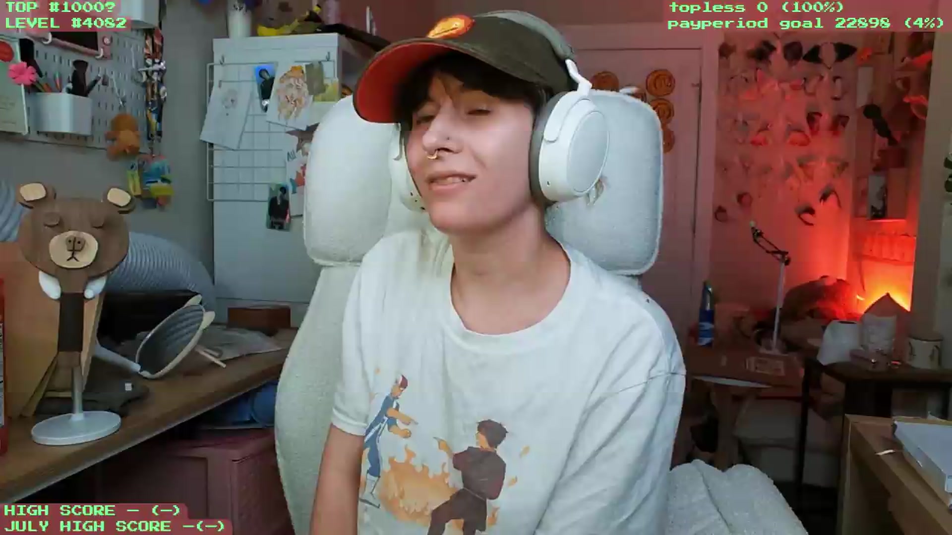 Gallery image thumbnail from KomoBear's myfreecams stream on, 08/10/2026, 06:02 image 3 of 20