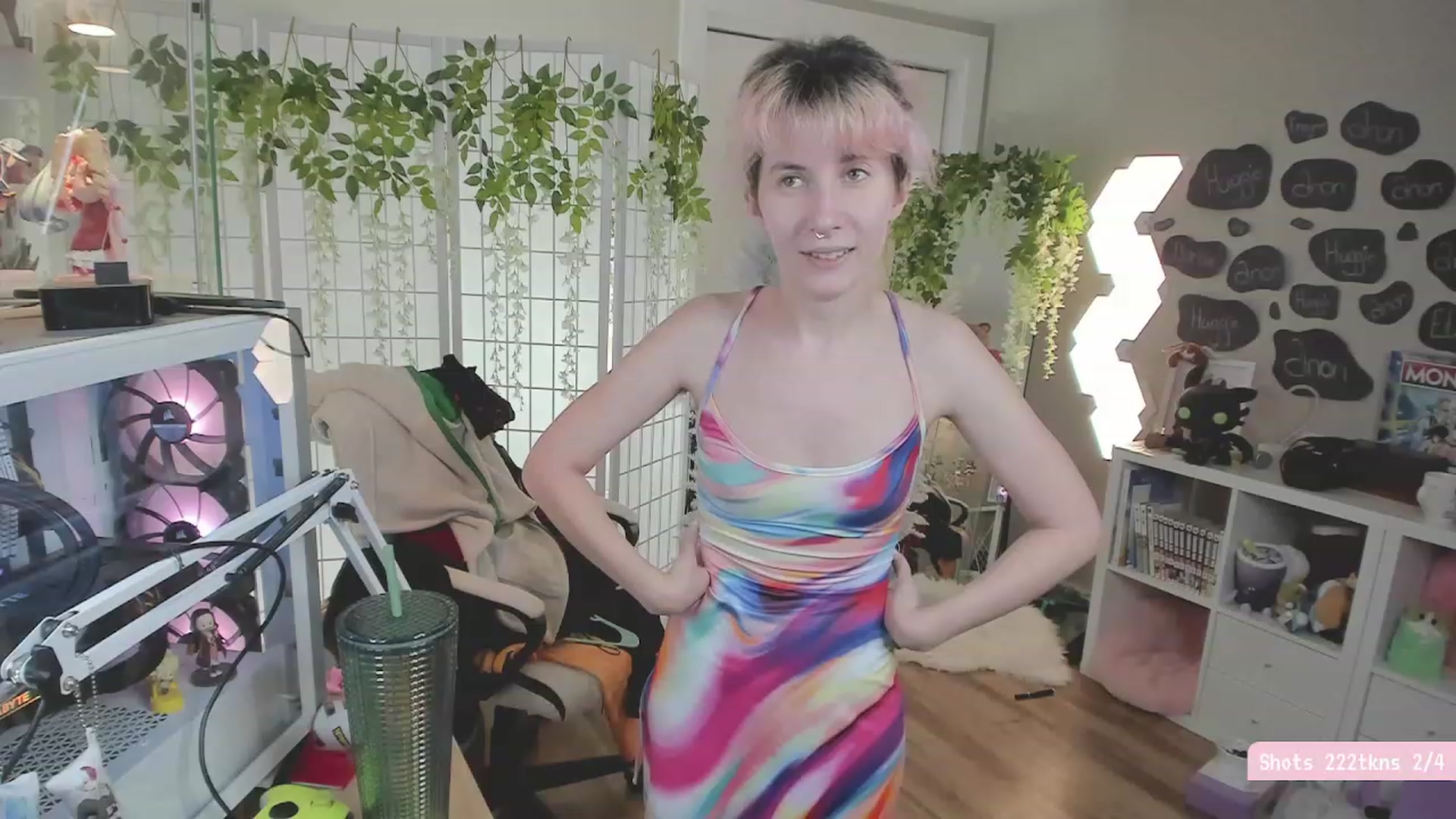 Gallery image thumbnail from Komorebi's myfreecams stream on, 12/10/2022, 08:34 image 4 of 20