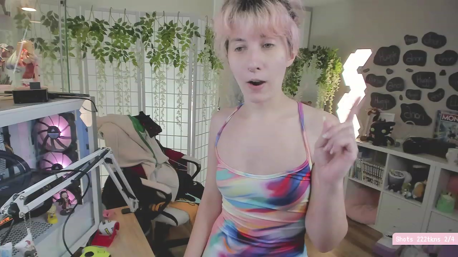 Gallery image thumbnail from Komorebi's myfreecams stream on, 12/10/2022, 08:34 image 5 of 20