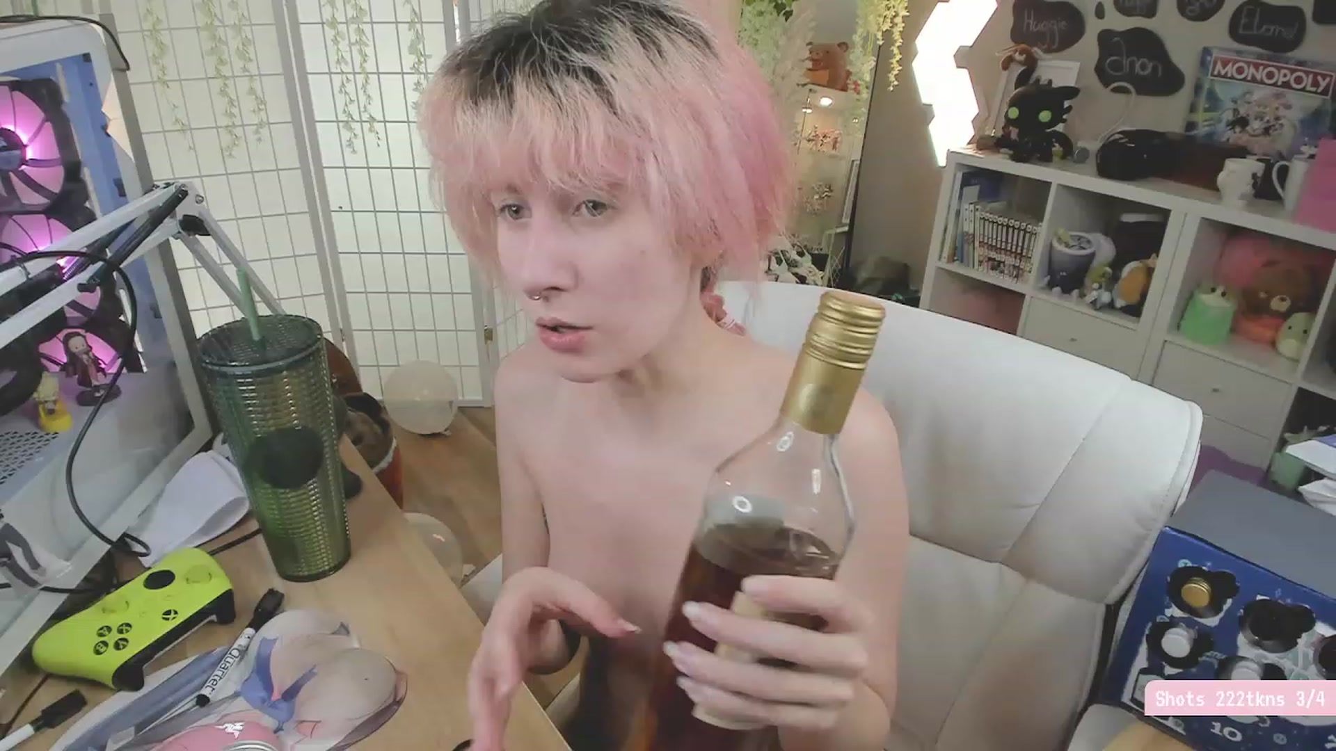 Gallery image thumbnail from Komorebi's myfreecams stream on, 12/10/2022, 10:18 image 14 of 20