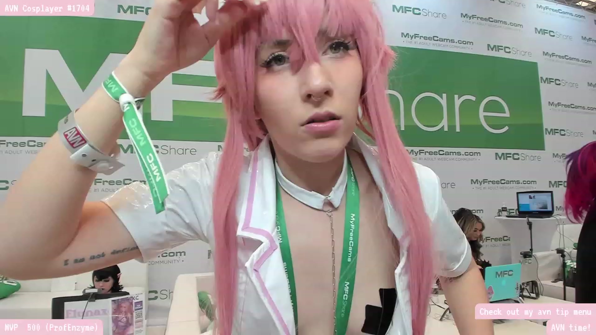 Gallery image thumbnail from Komorebi's myfreecams stream on, 01/06/2023, 01:08 image 10 of 20