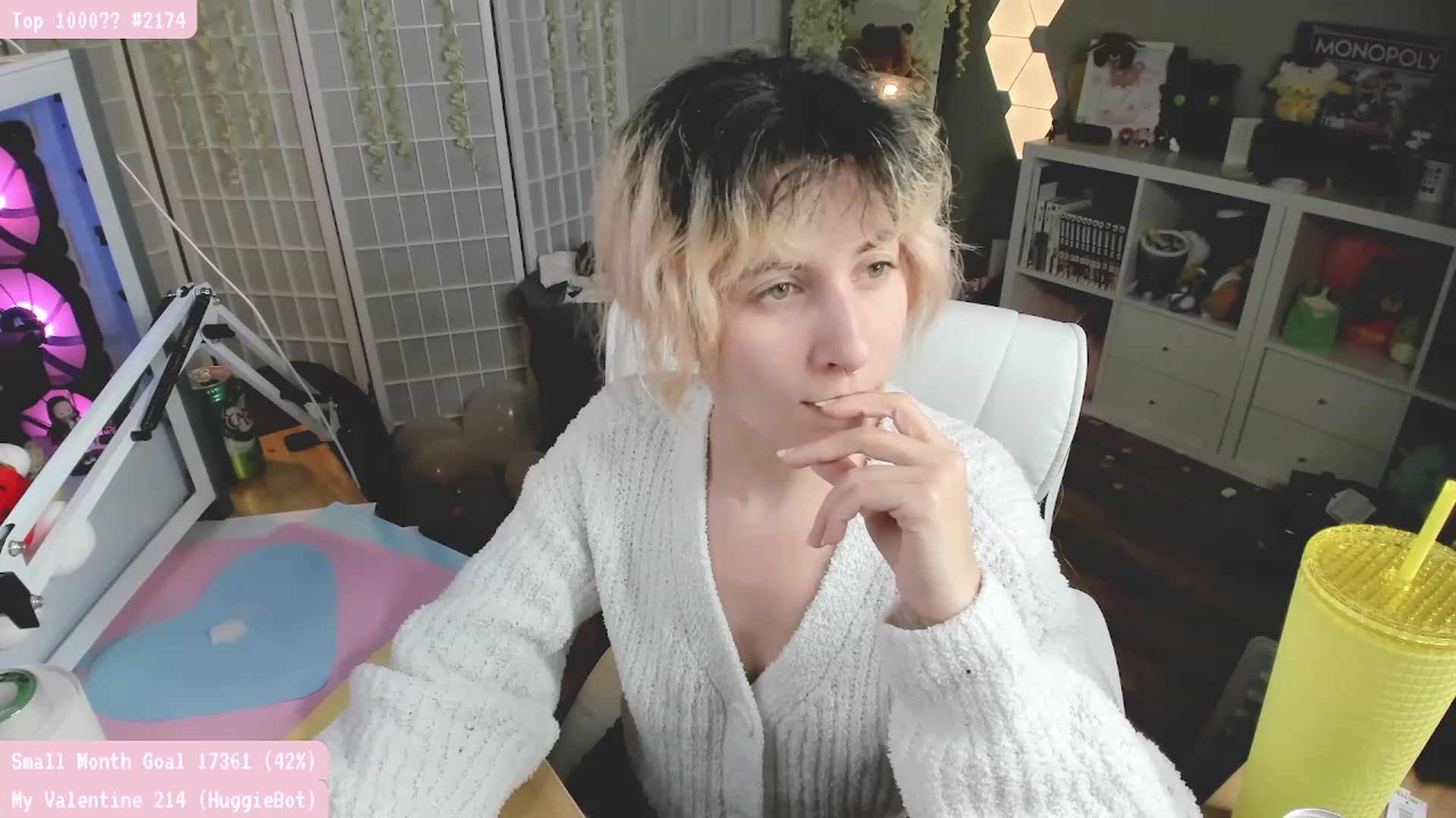 Gallery image thumbnail from Komorebi's myfreecams stream on, 02/11/2023, 07:13 image 15 of 20