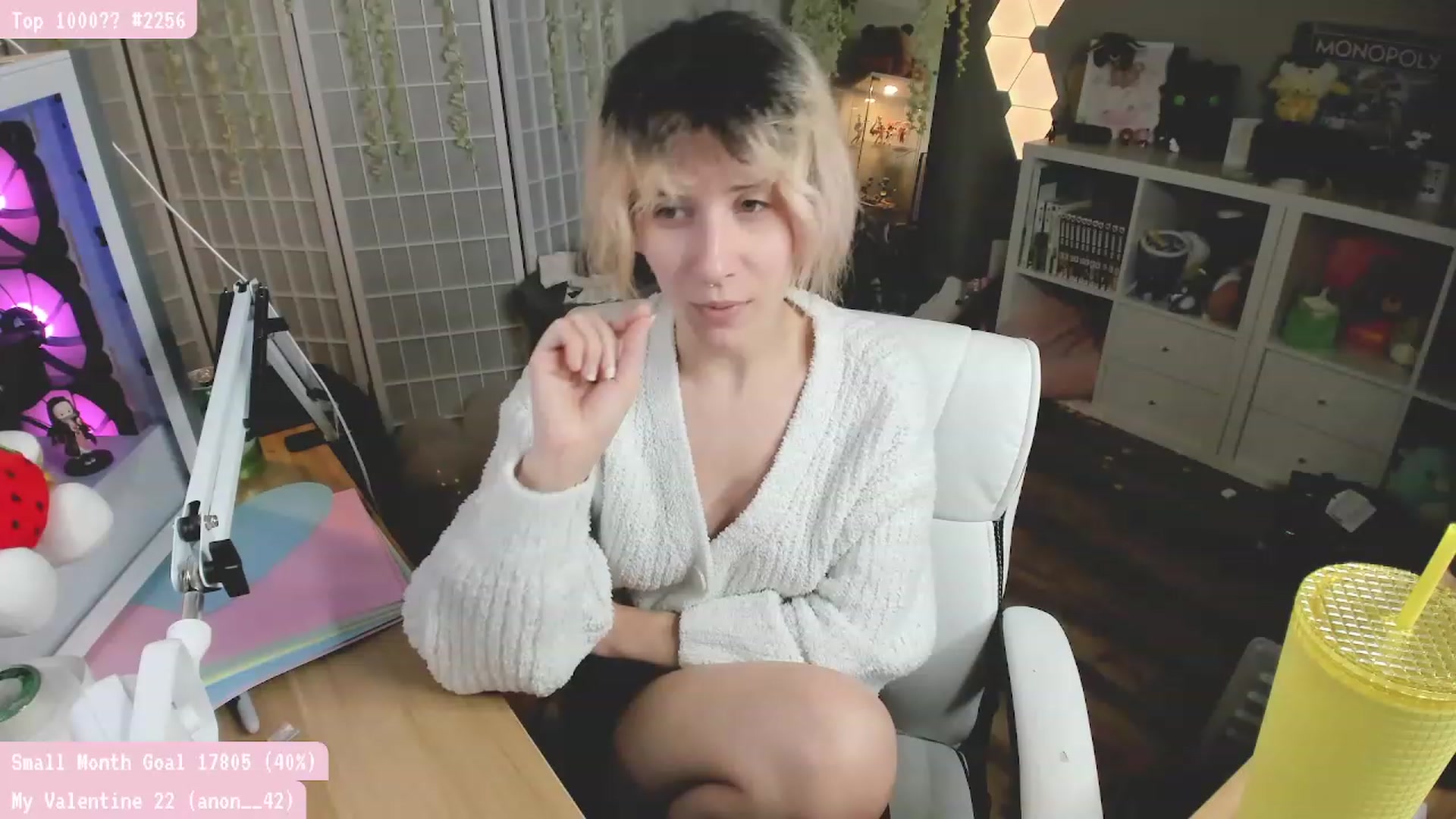 Gallery image thumbnail from Komorebi's myfreecams stream on, 02/11/2023, 07:13 image 5 of 20