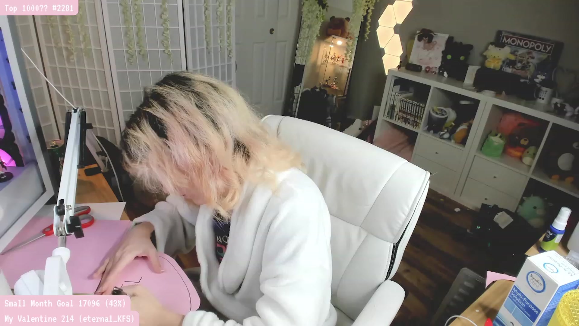 Gallery image thumbnail from Komorebi's myfreecams stream on, 02/12/2023, 24:02 image 18 of 20