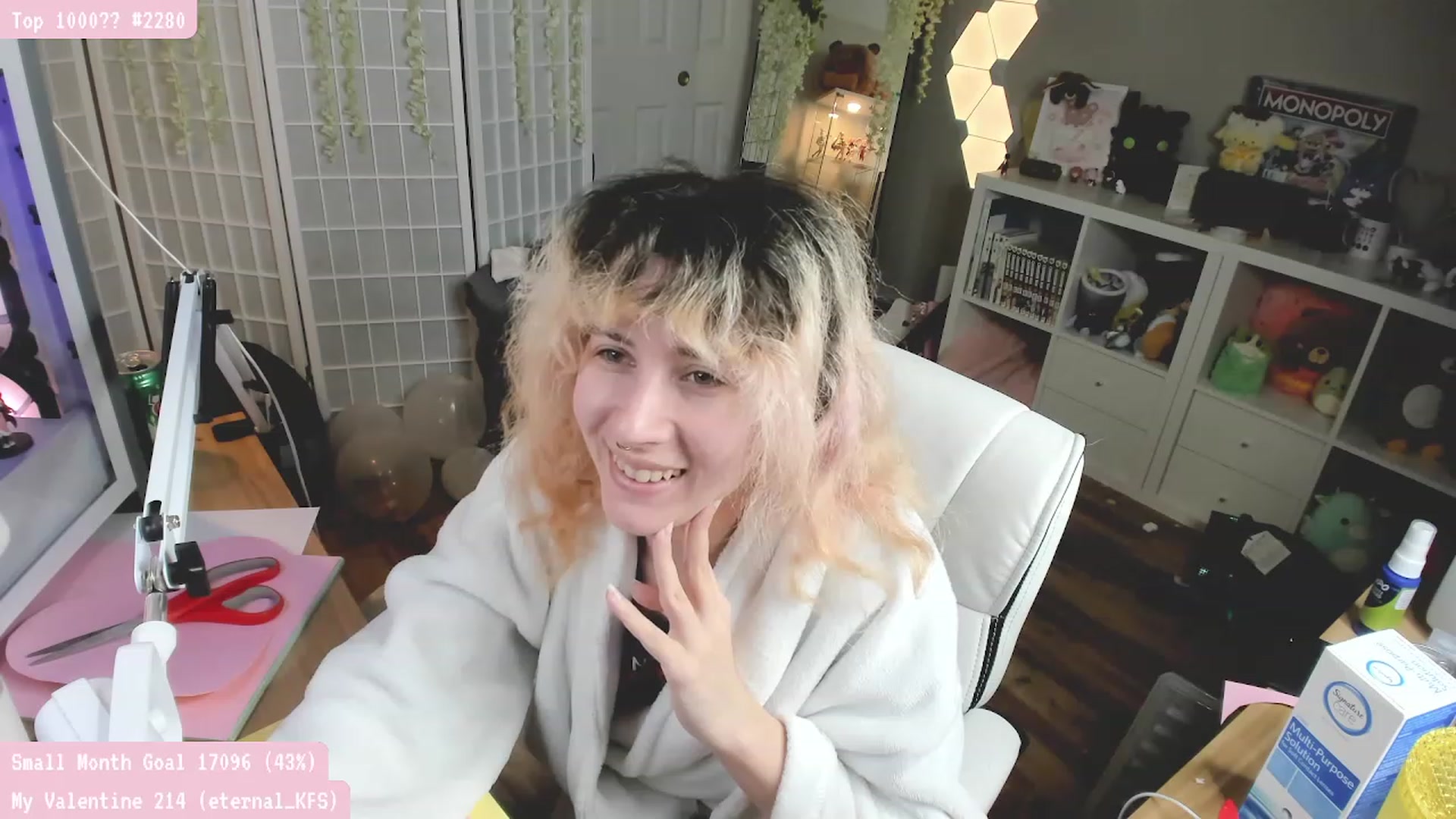 Gallery image thumbnail from Komorebi's myfreecams stream on, 02/12/2023, 24:02 image 17 of 20