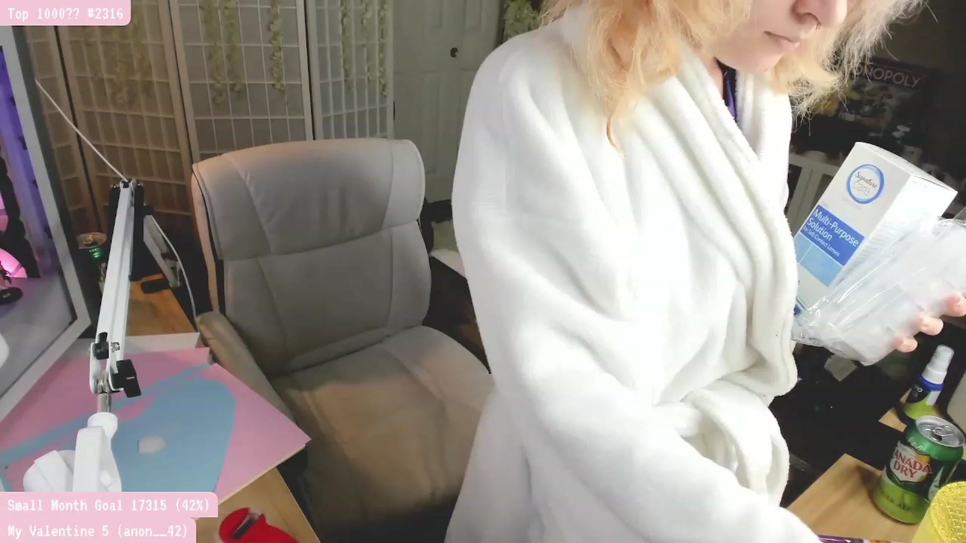 Gallery image thumbnail from Komorebi's myfreecams stream on, 02/12/2023, 24:02 image 2 of 20
